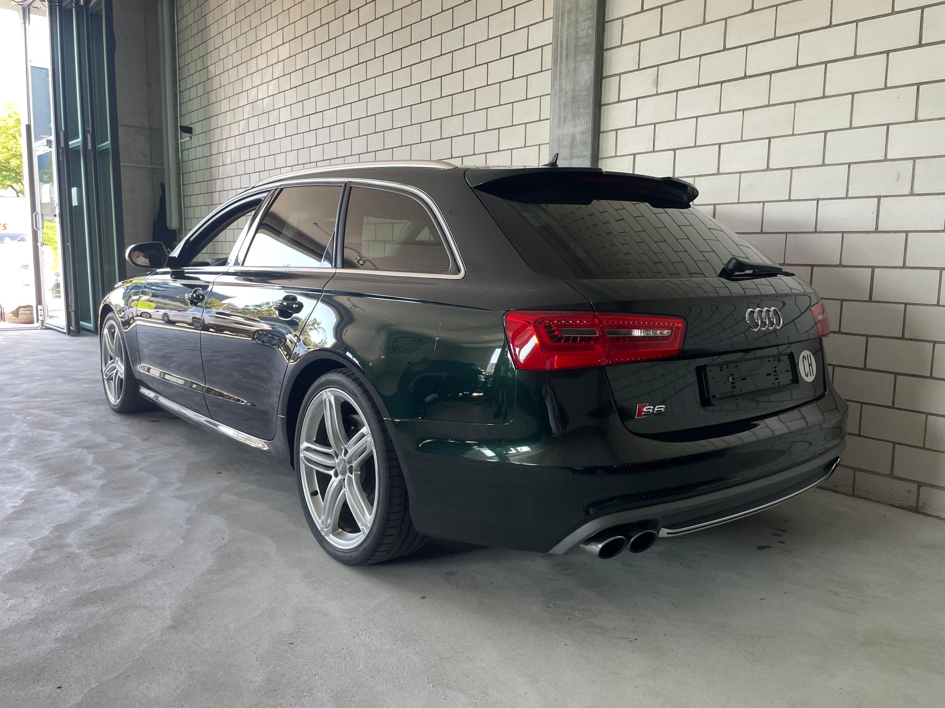AUDI S6 Avant 4.0 TFSI V8 quattro S-tronic Audi Exclusive-image-1