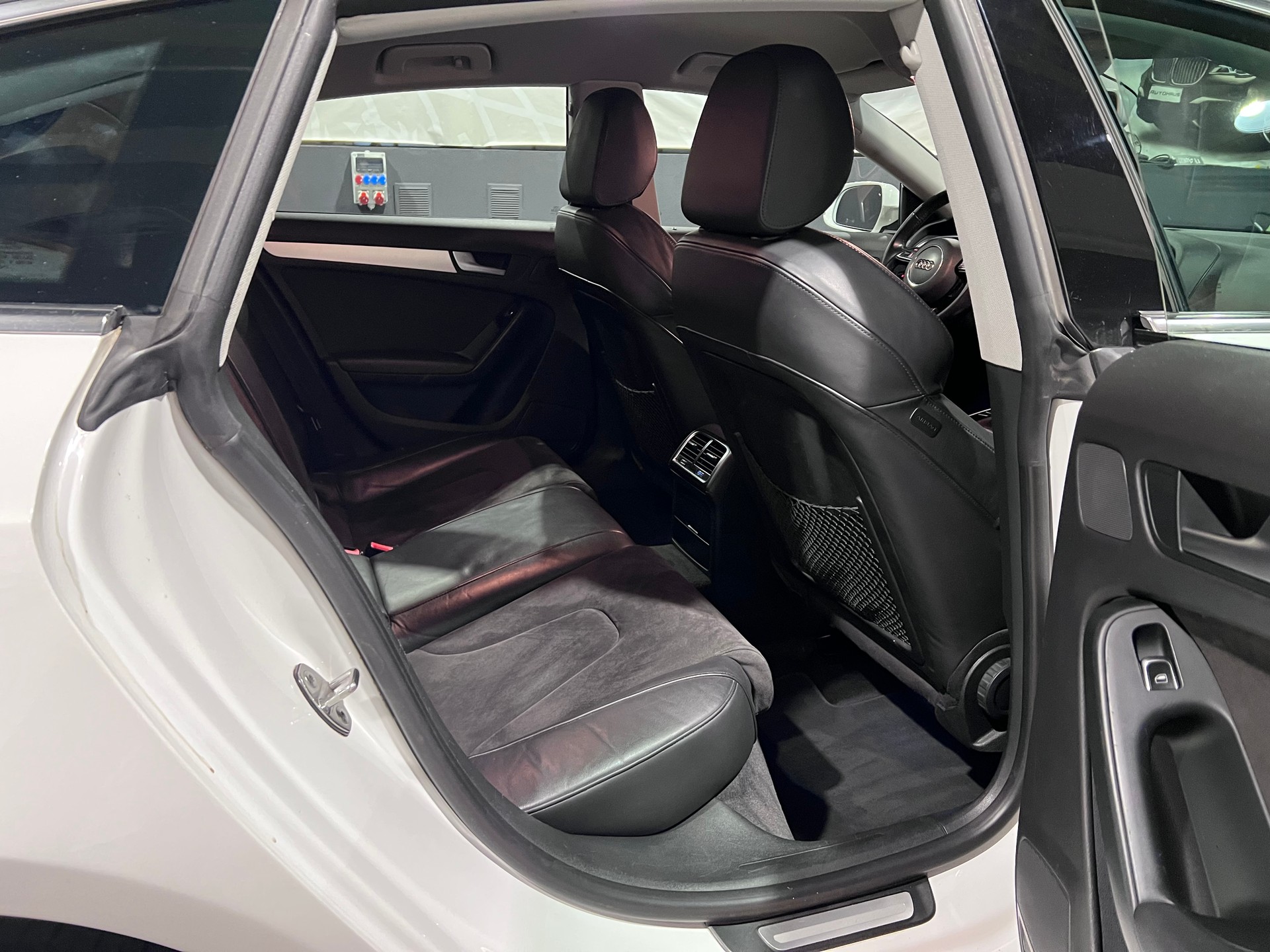 AUDI A5 Sportback 2.0 TDI-image-14