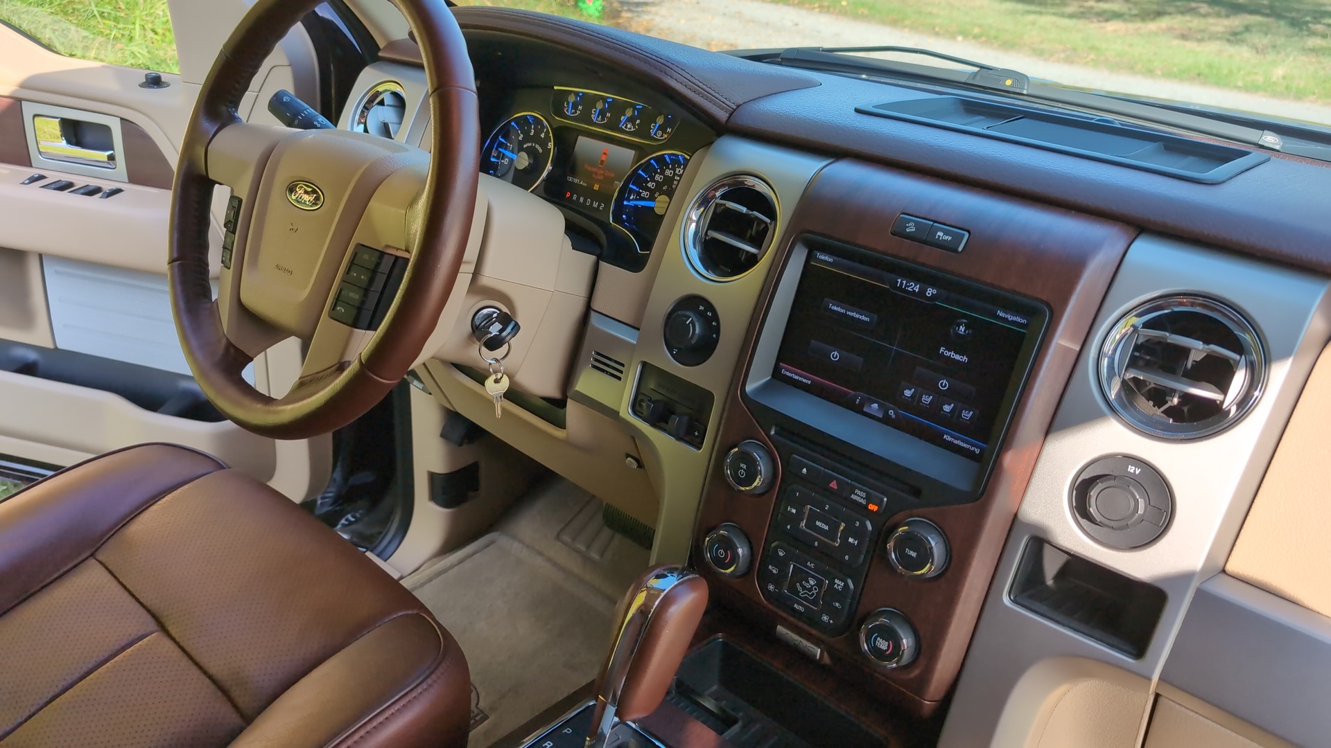 FORD F-150 King Ranch V8 5L 4x4 SuperCrew-image-7