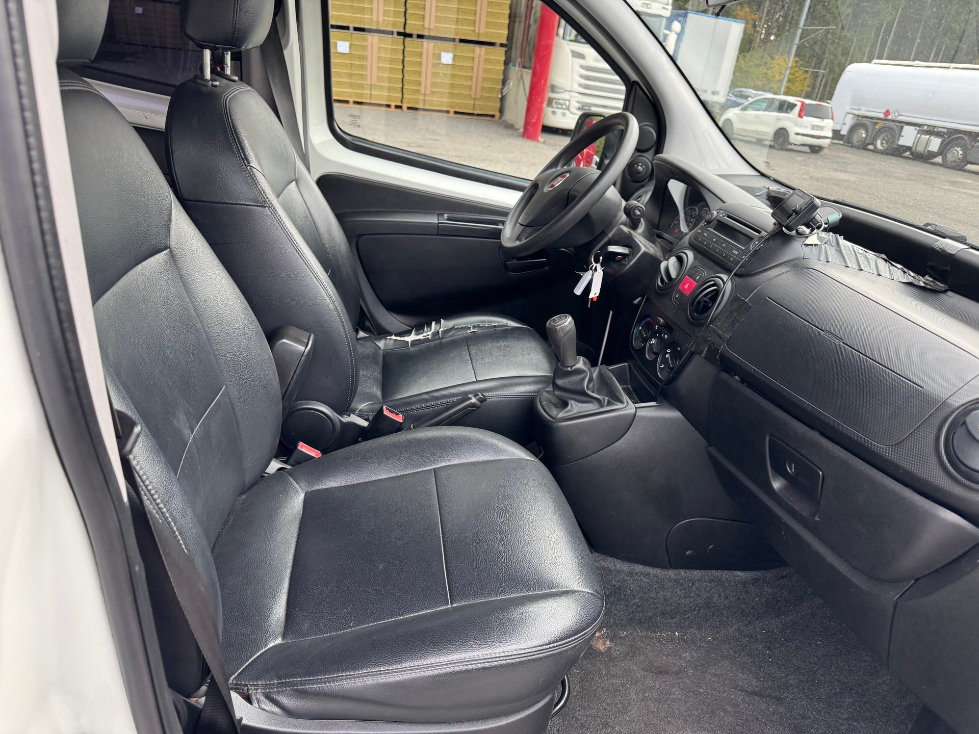 FIAT Fiorino 1.3 MJ Swiss-image-3