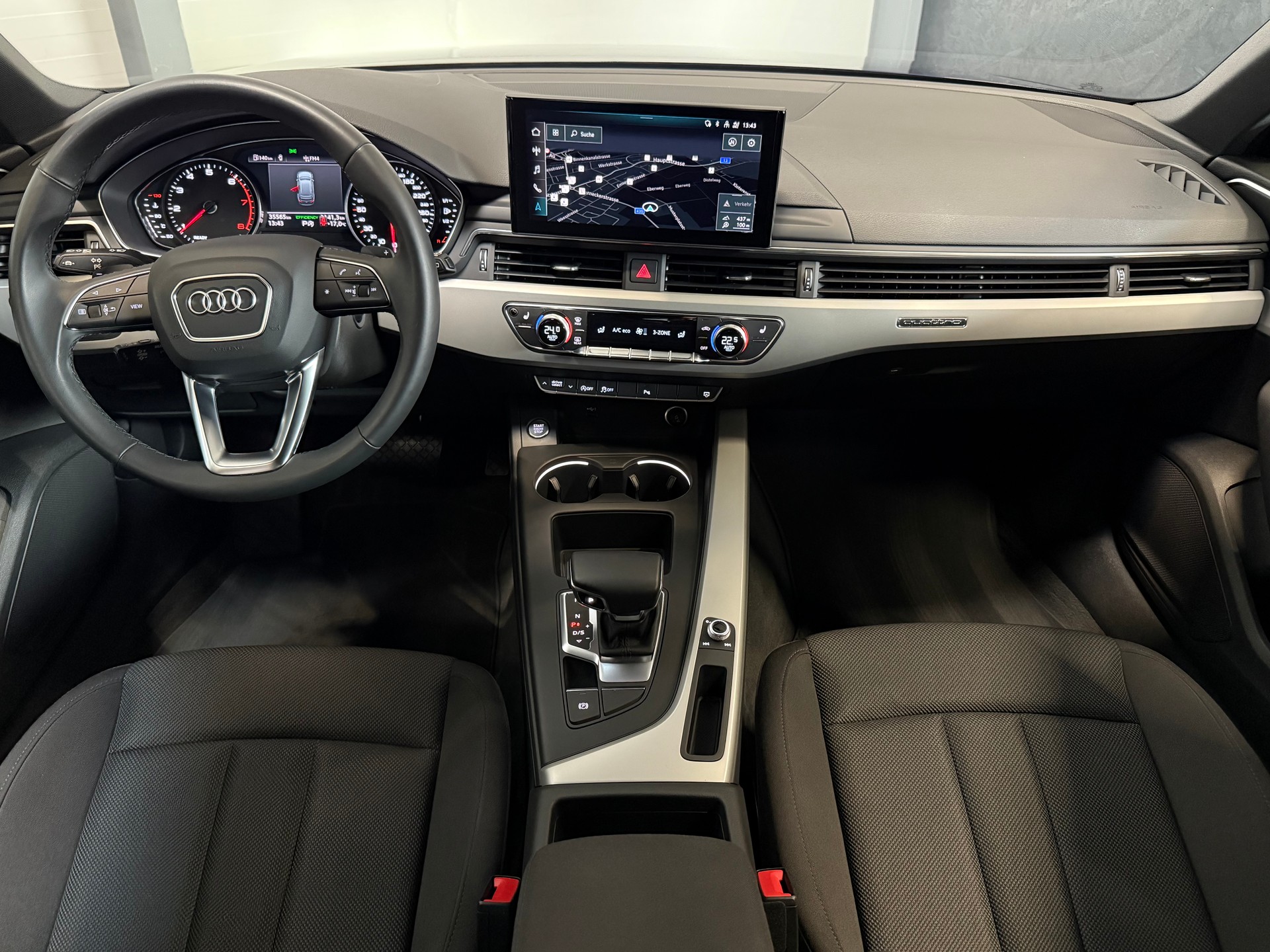 AUDI A4 Avant 2.0 45 TFSI Advanced quattro S-Tronic-image-7
