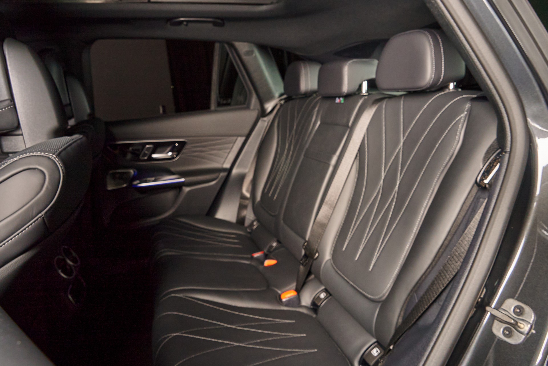MERCEDES-BENZ GLC 43 AMG Executive Edition 4Matic 9G-Tronic-image-13