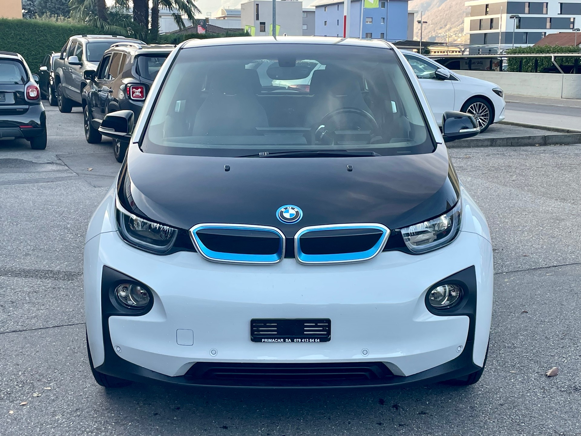 BMW i3 (60Ah)-image-0