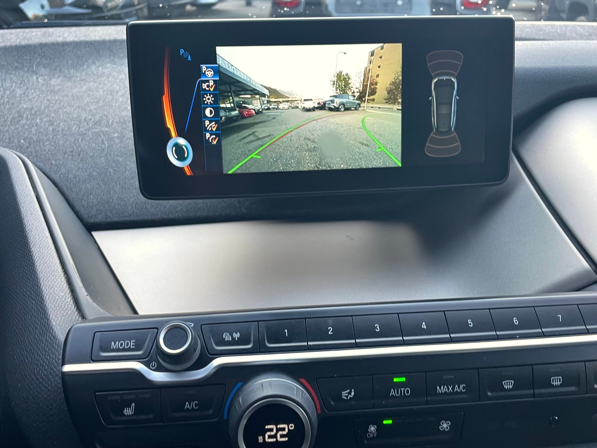 BMW i3 (60Ah)-image-3