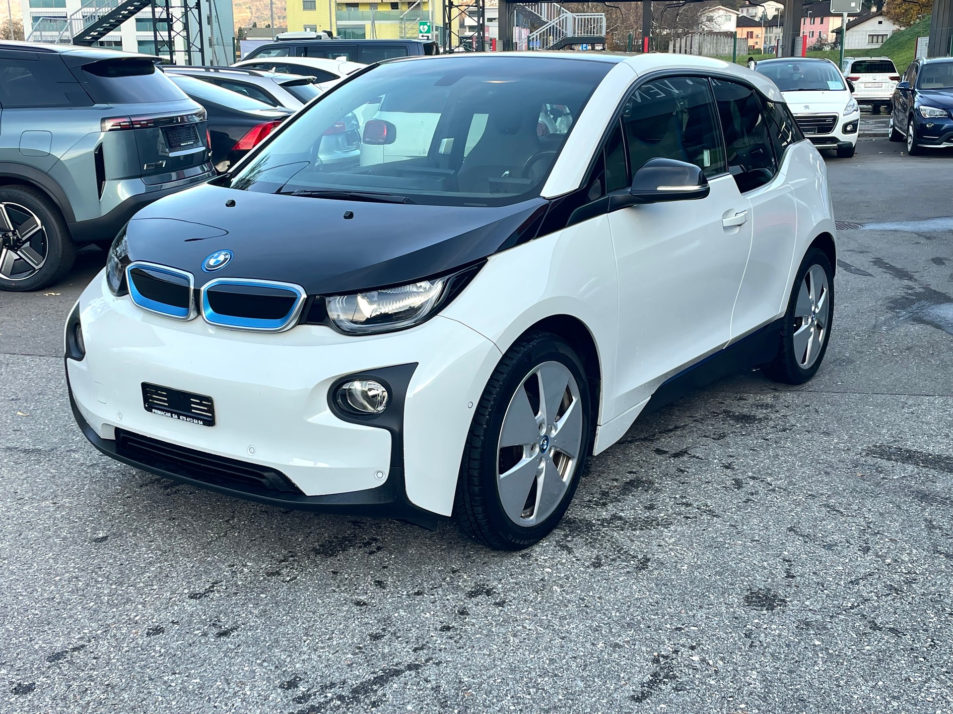 BMW i3 (60Ah)-image-1
