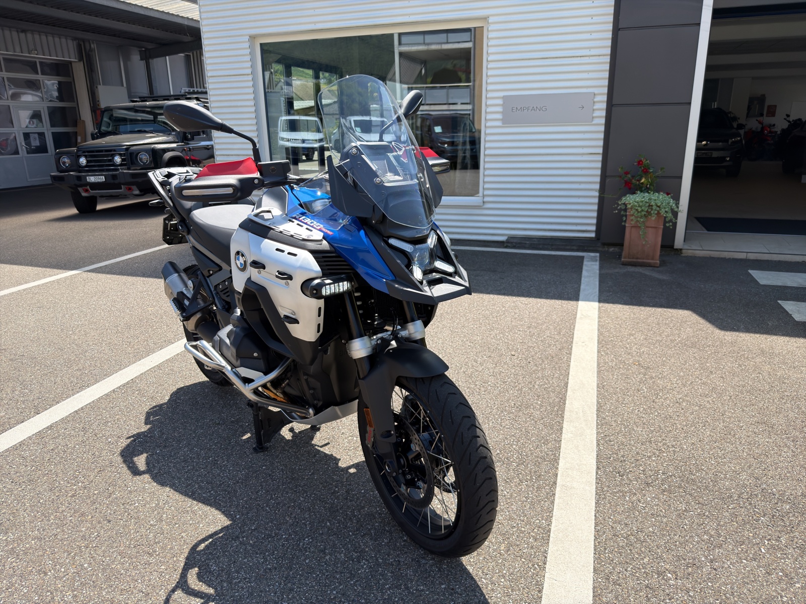 BMW R 1300 Trophy GS Adventure-image-1