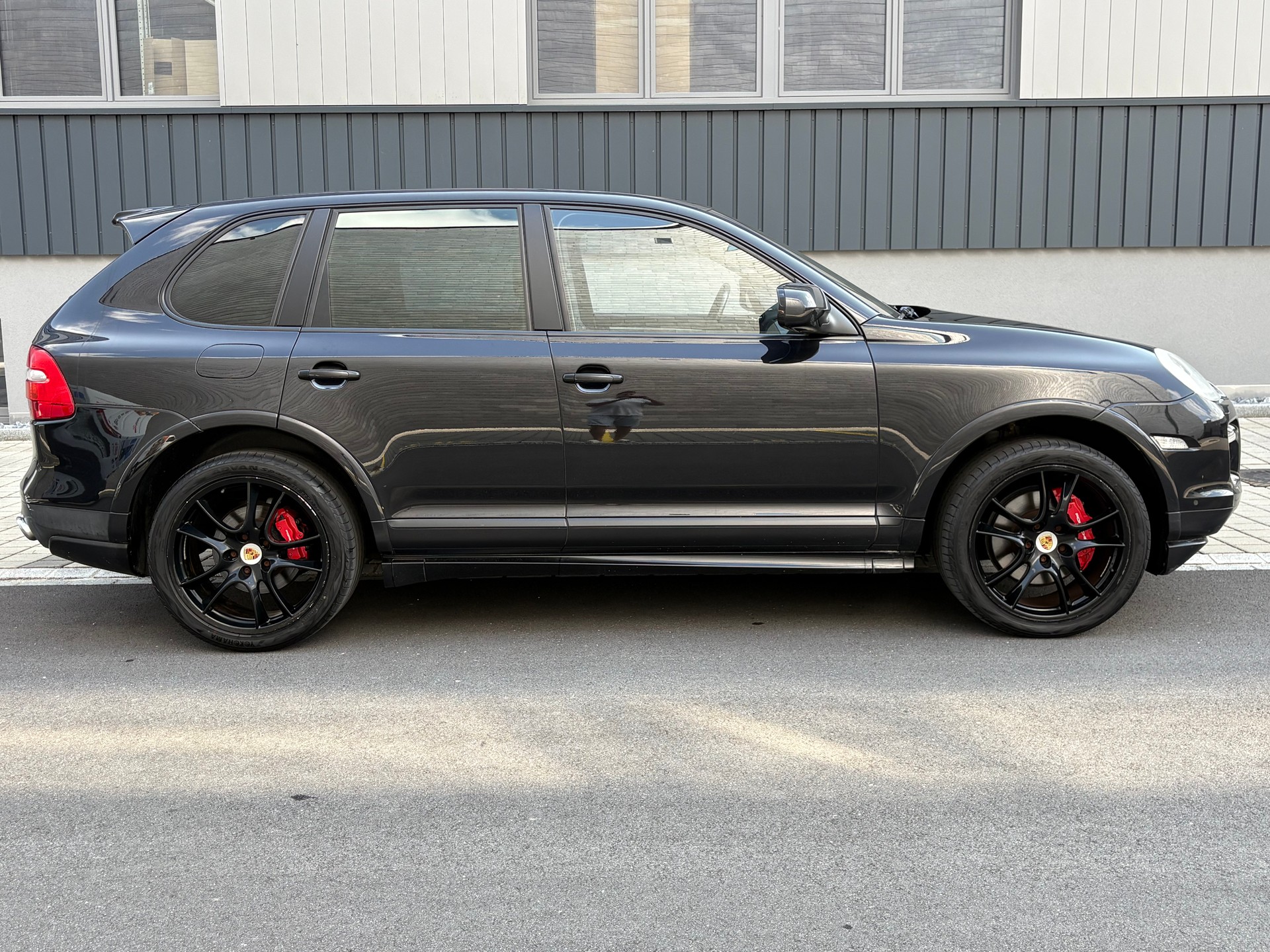 PORSCHE Cayenne GTS Tiptronic-image-4