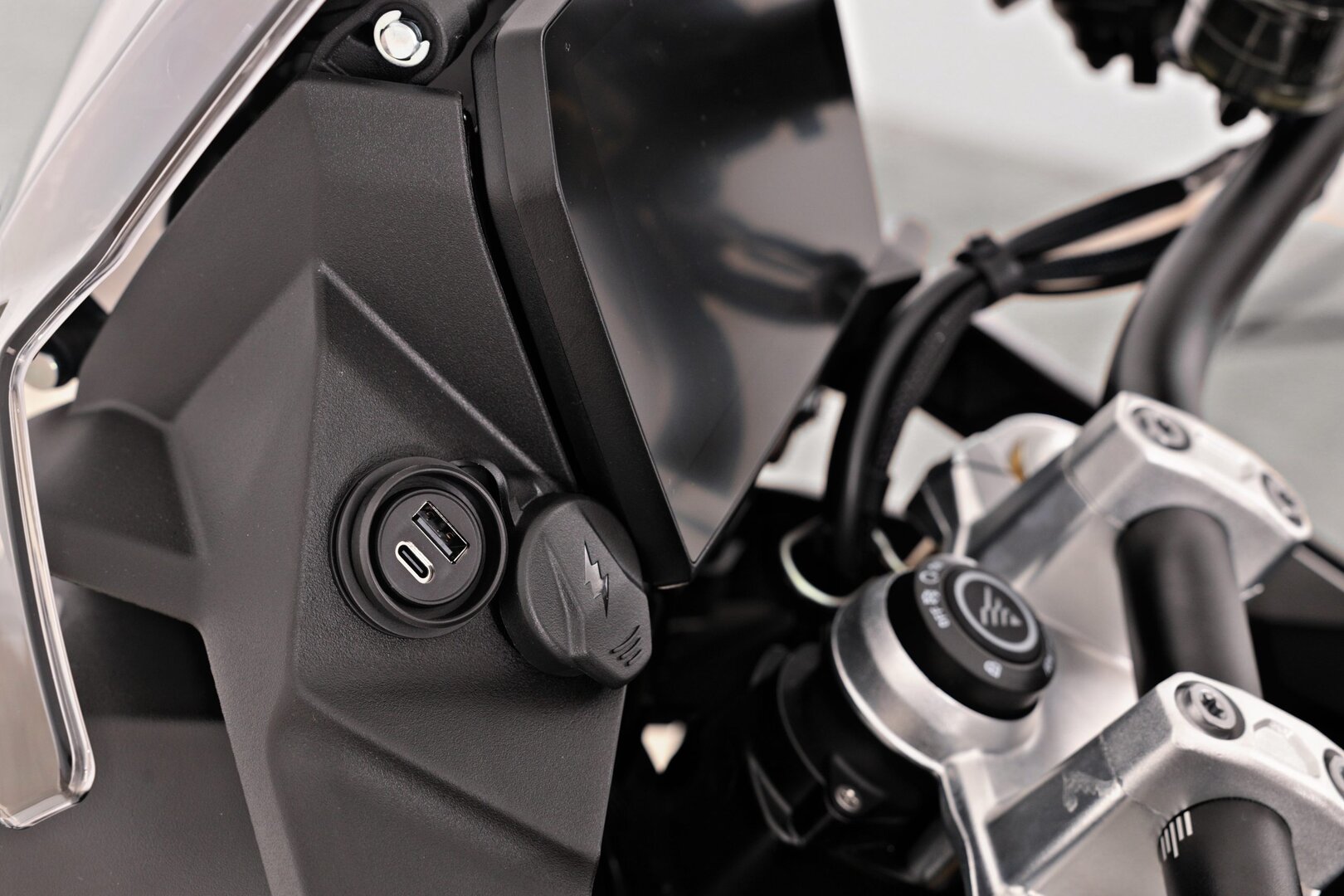 VOGE VOGE 900DSX BLACK KNIGHT-image-7