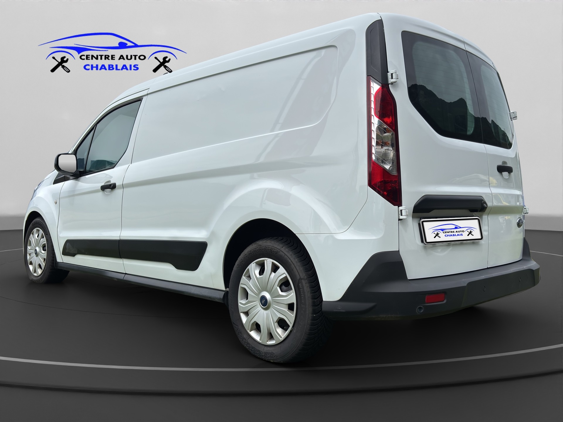 FORD Transit Connect Van T210 1.5 Eco Blue Ambiente A-image-3