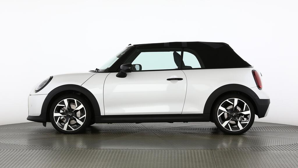 MINI Cooper S Cabrio-image-1