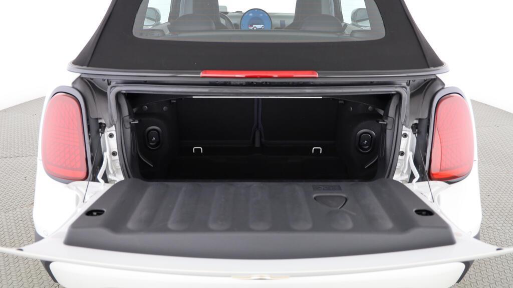 MINI Cooper S Cabrio-image-18