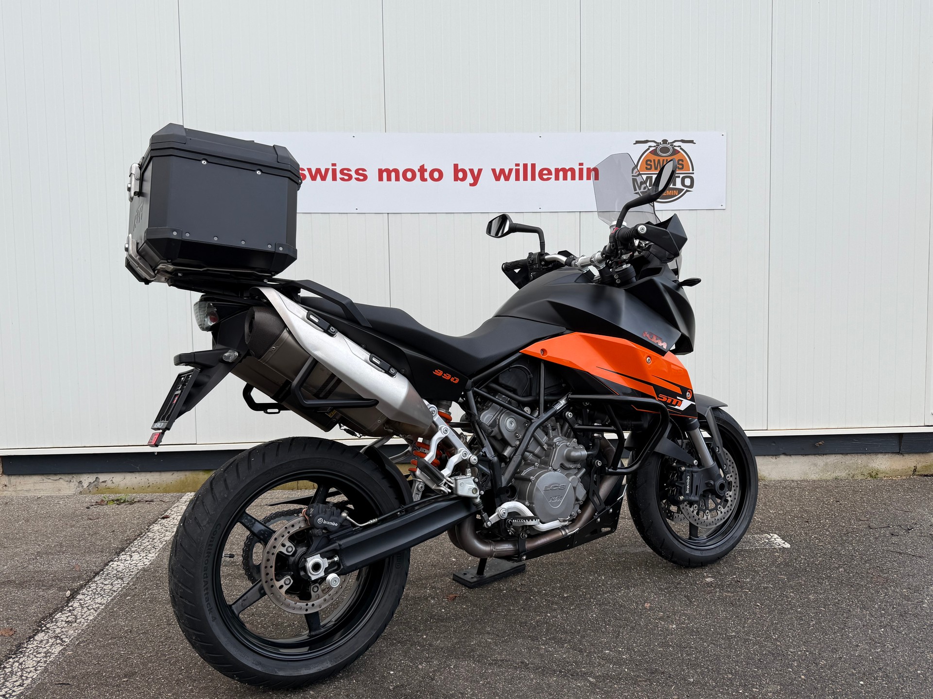 KTM 990 Supermoto T-image-9