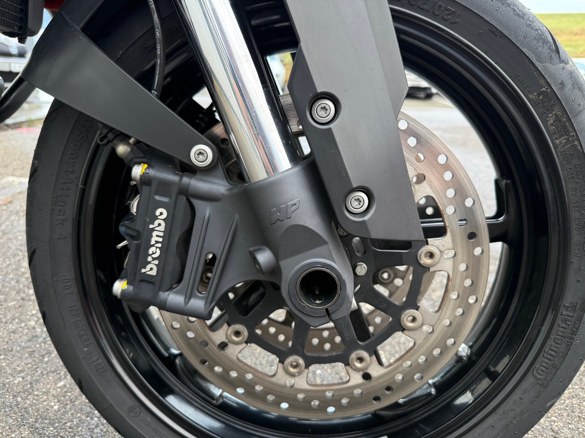 KTM 990 Supermoto T-image-4