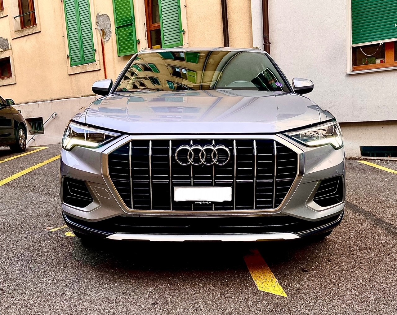 AUDI Q3 35 TFSI advanced S-tronic-image-2