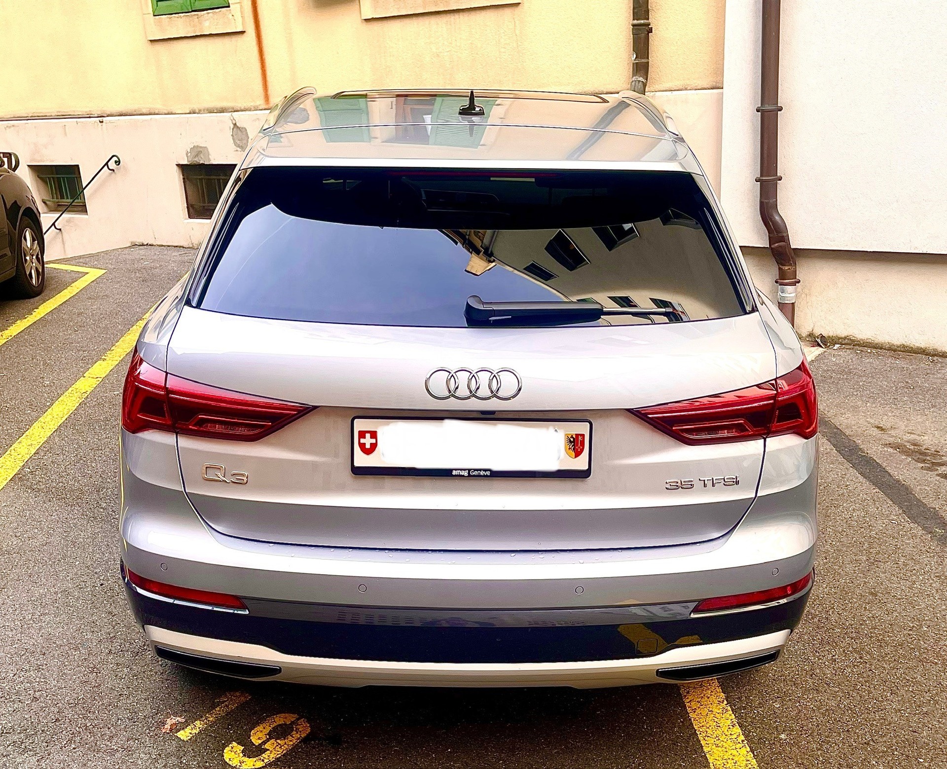 AUDI Q3 35 TFSI advanced S-tronic-image-5