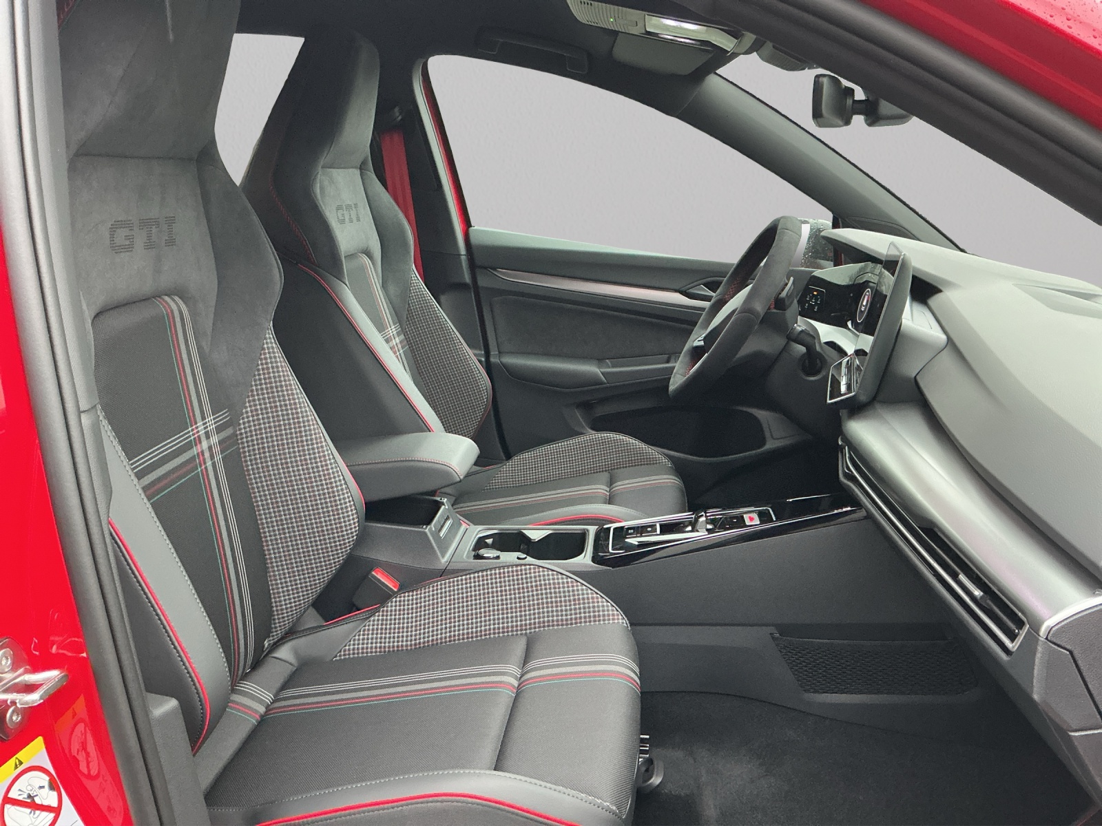 VW Golf 2.0 TSI GTI Edition 50 DSG-image-10