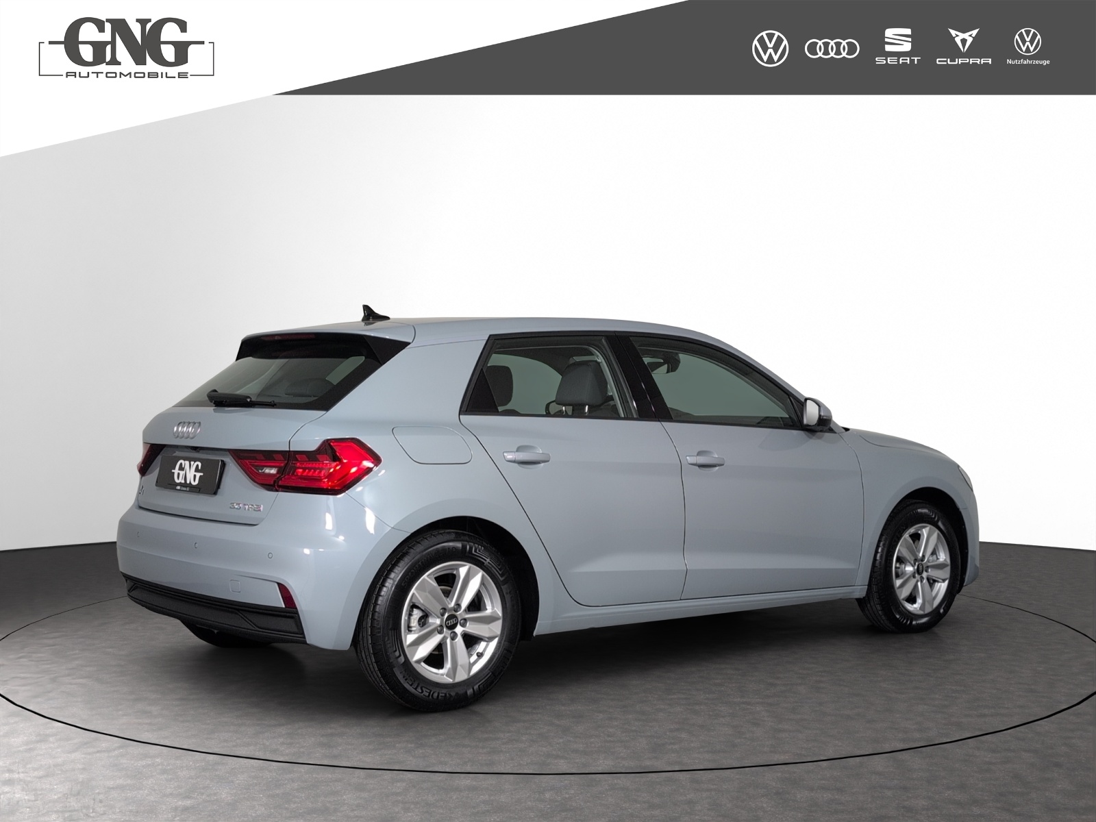 AUDI A1 Sportback 30 TFSI Attraction S-tronic-image-2