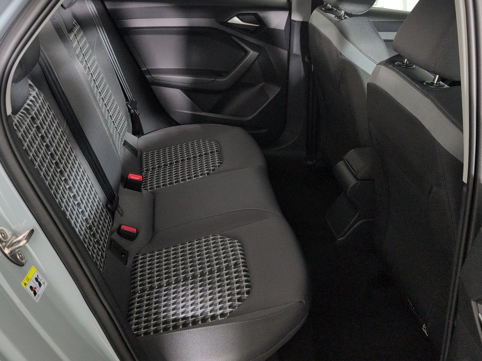 AUDI A1 Sportback 30 TFSI Attraction S-tronic-image-8