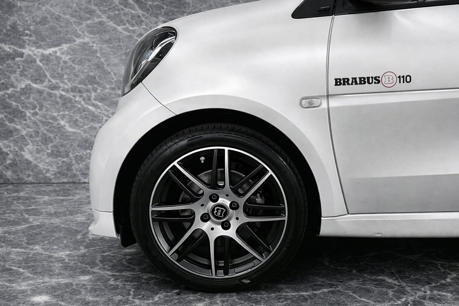 SMART fortwo Brabus Style 110 twinmatic-image-8