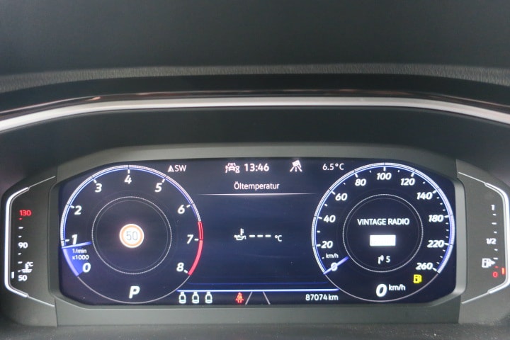VW T-Roc 2.0 TSI R-Line DSG 4Motion-image-10