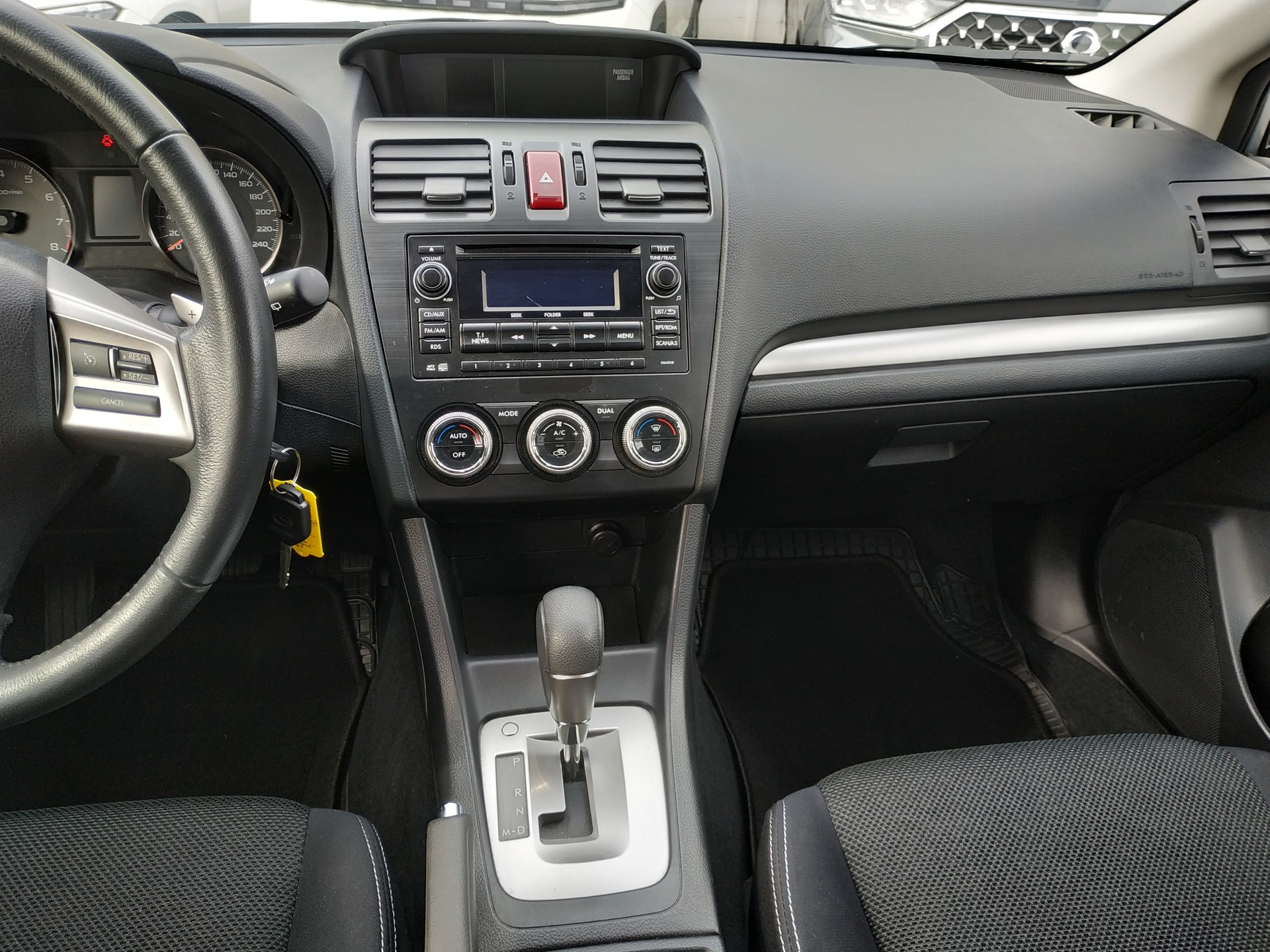 SUBARU XV 2.0 Swiss Two AWD CVT-image-11