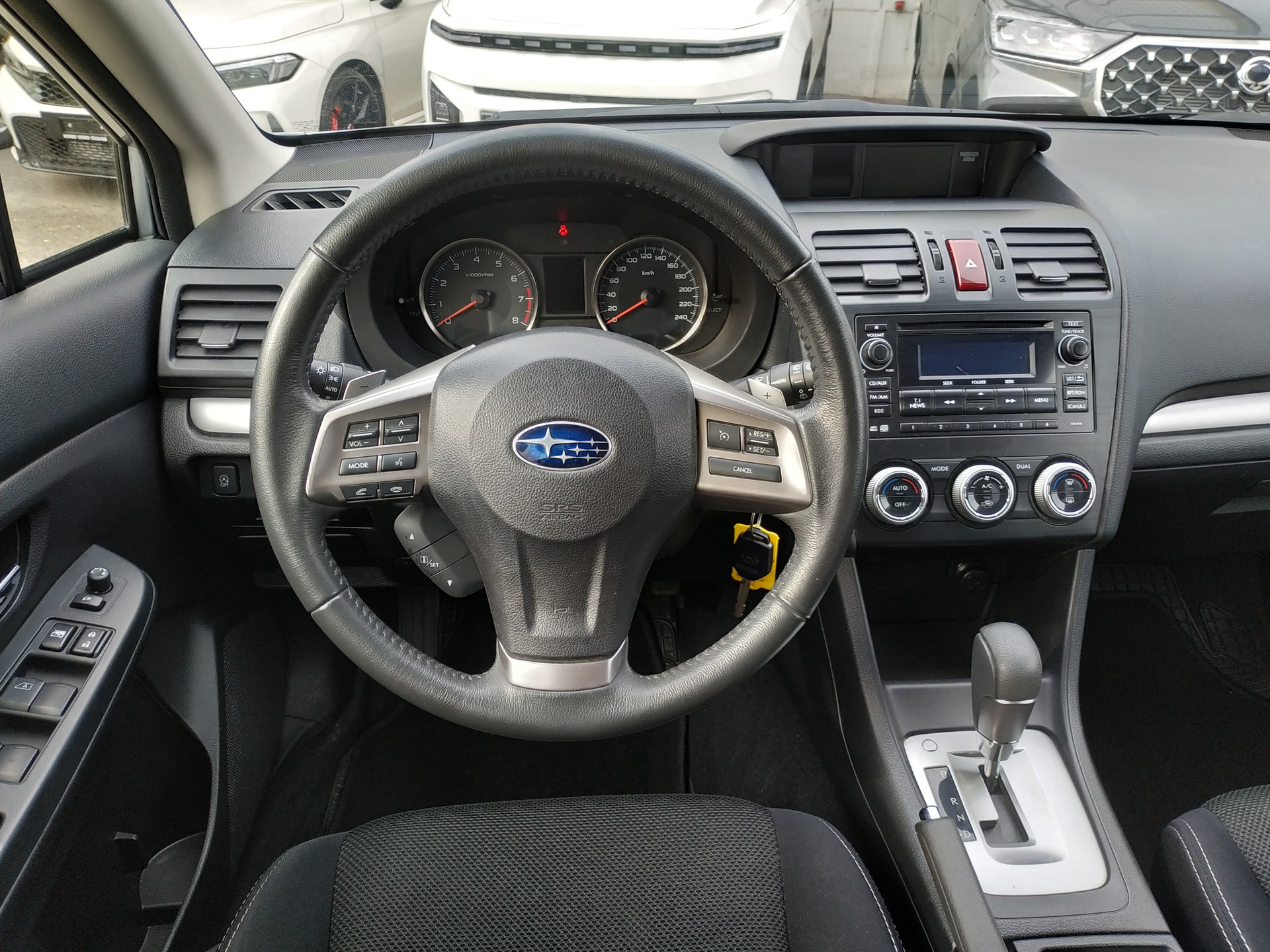 SUBARU XV 2.0 Swiss Two AWD CVT-image-9