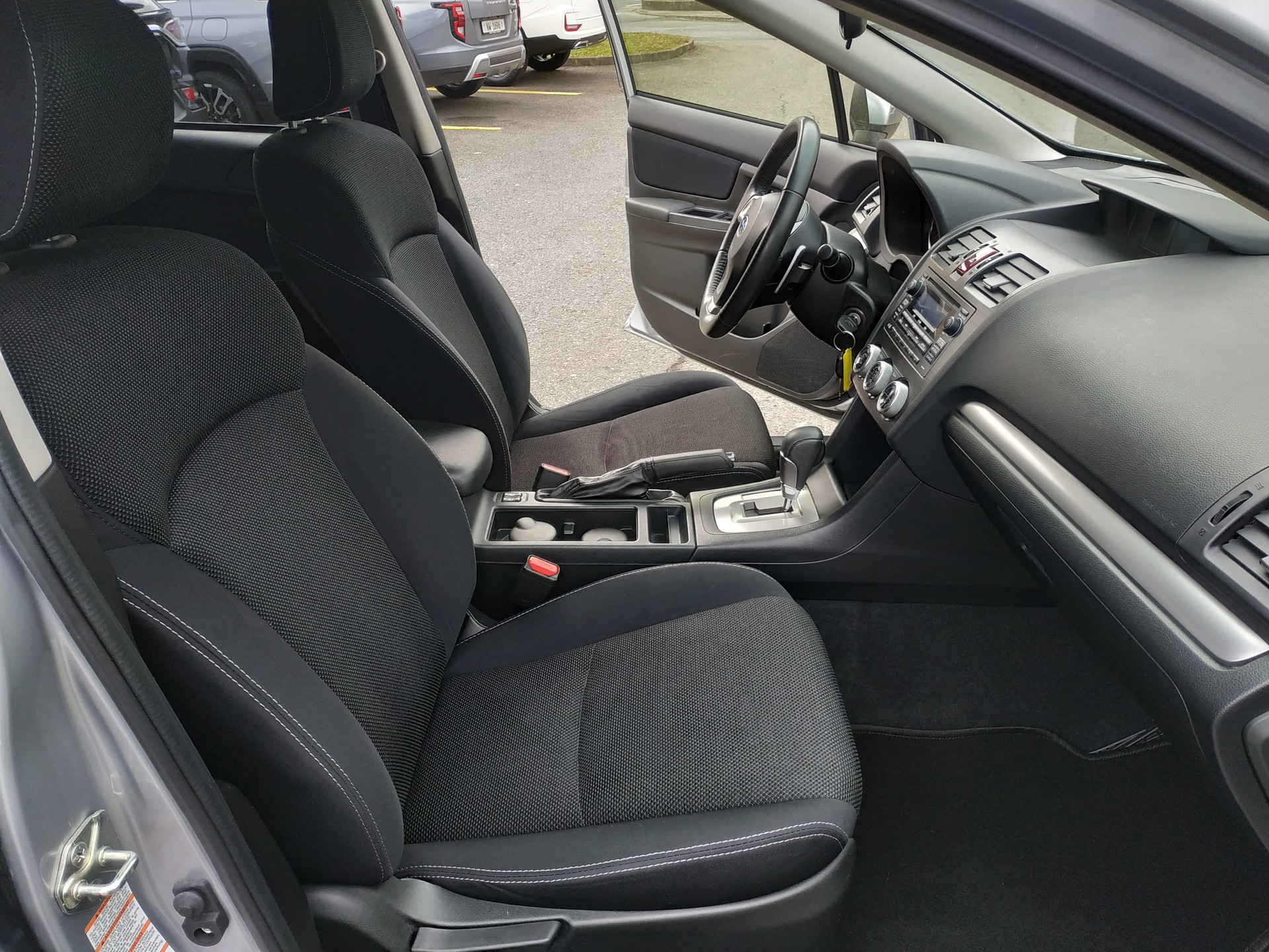 SUBARU XV 2.0 Swiss Two AWD CVT-image-12
