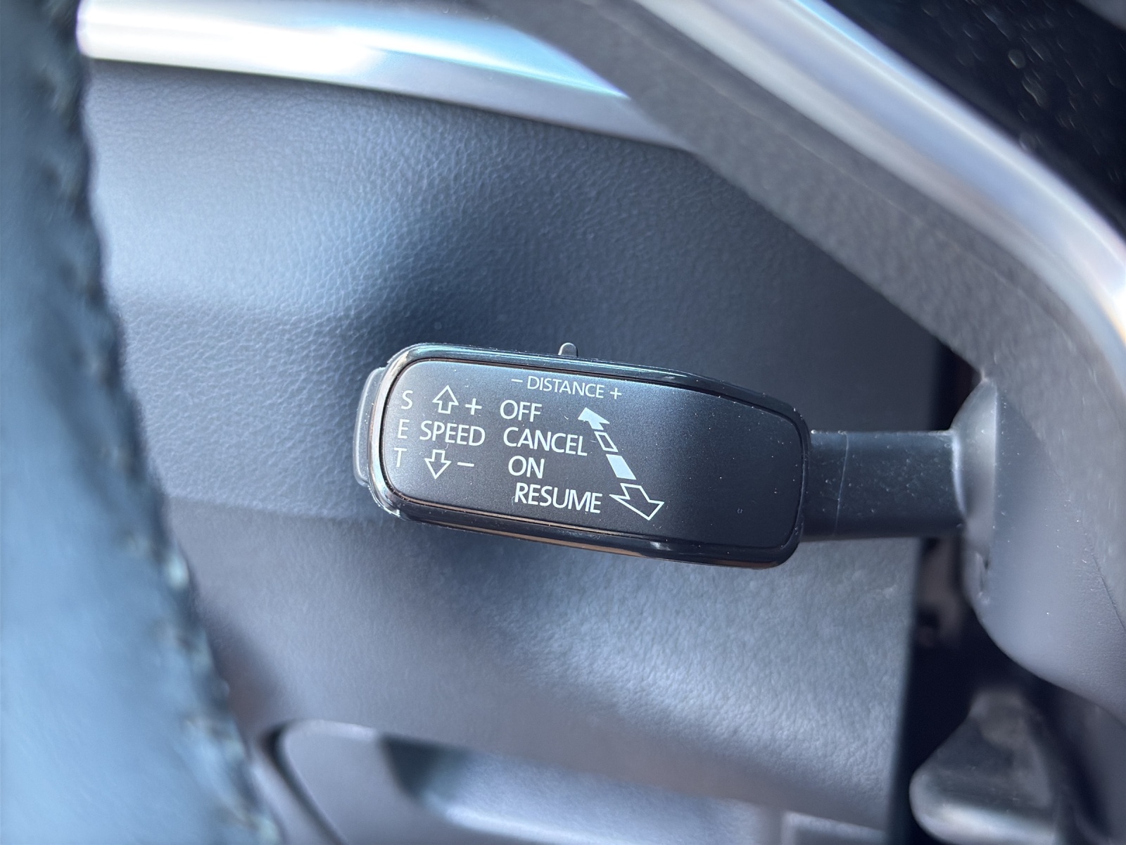 SKODA Karoq 1.5 TSI Selection DSG-image-21