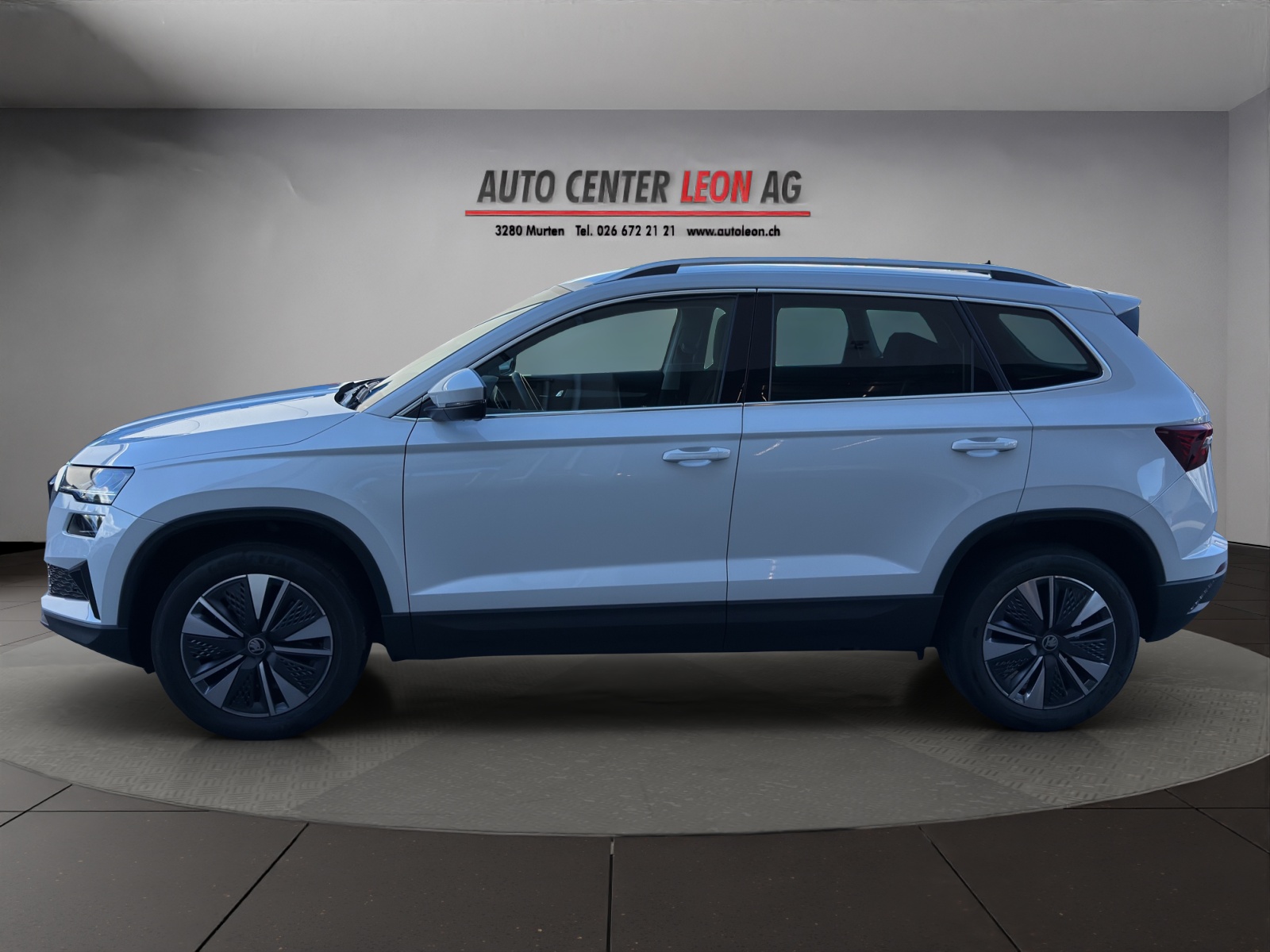 SKODA Karoq 1.5 TSI Selection DSG-image-2