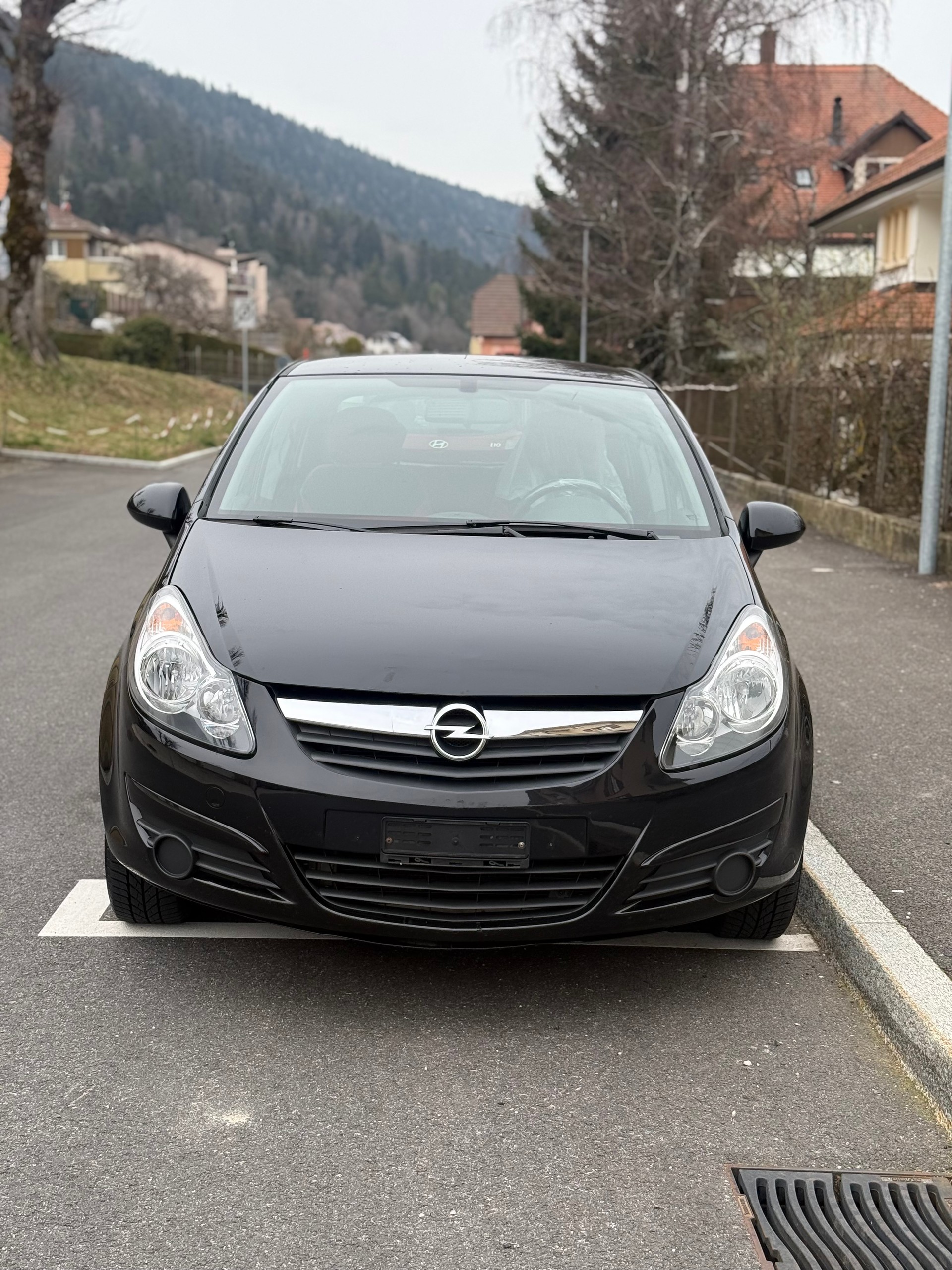 OPEL Corsa 1.4 TP Anniversary-image-0