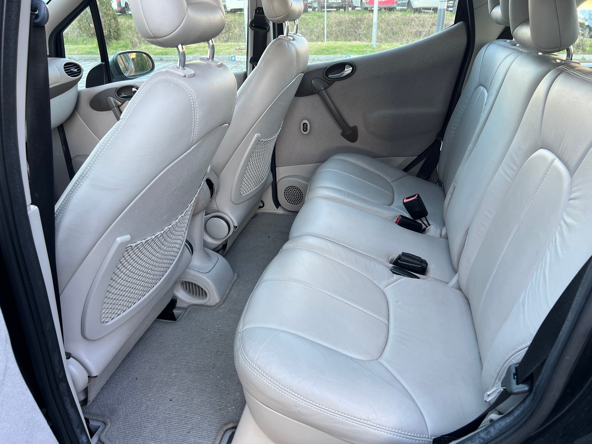 MERCEDES-BENZ A 190 Elégance-image-8