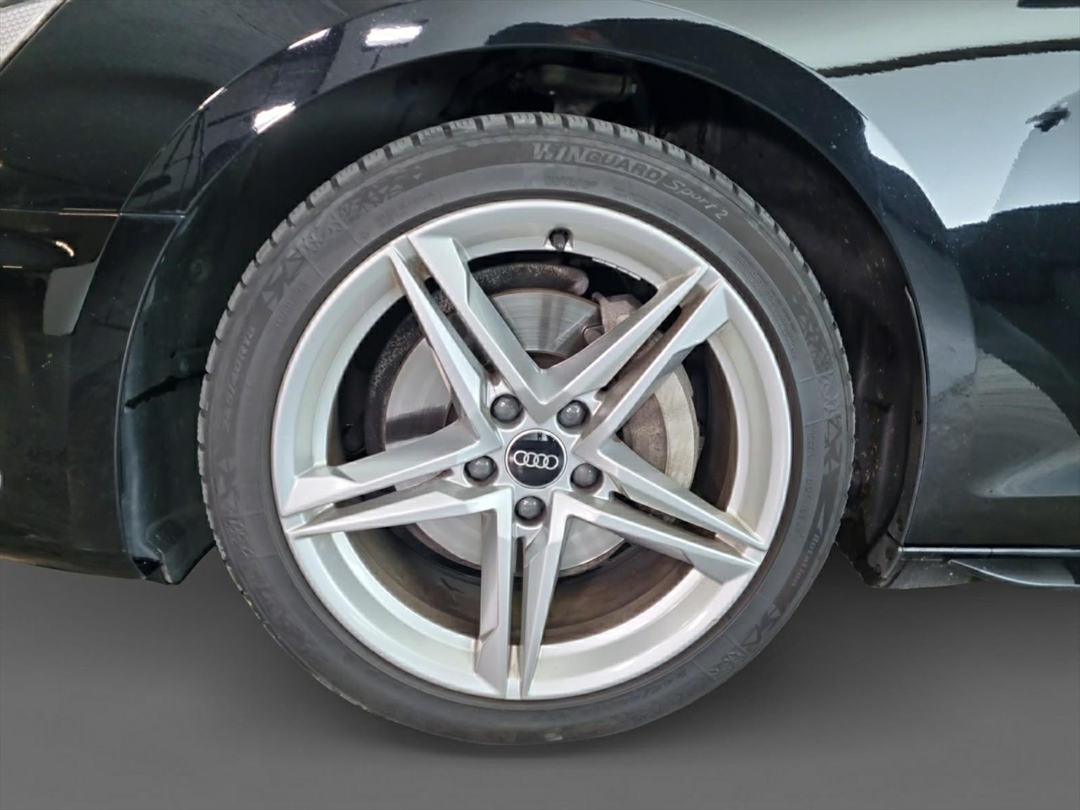 AUDI A4 Avant S line 40 TDI quattro S tronic-image-15