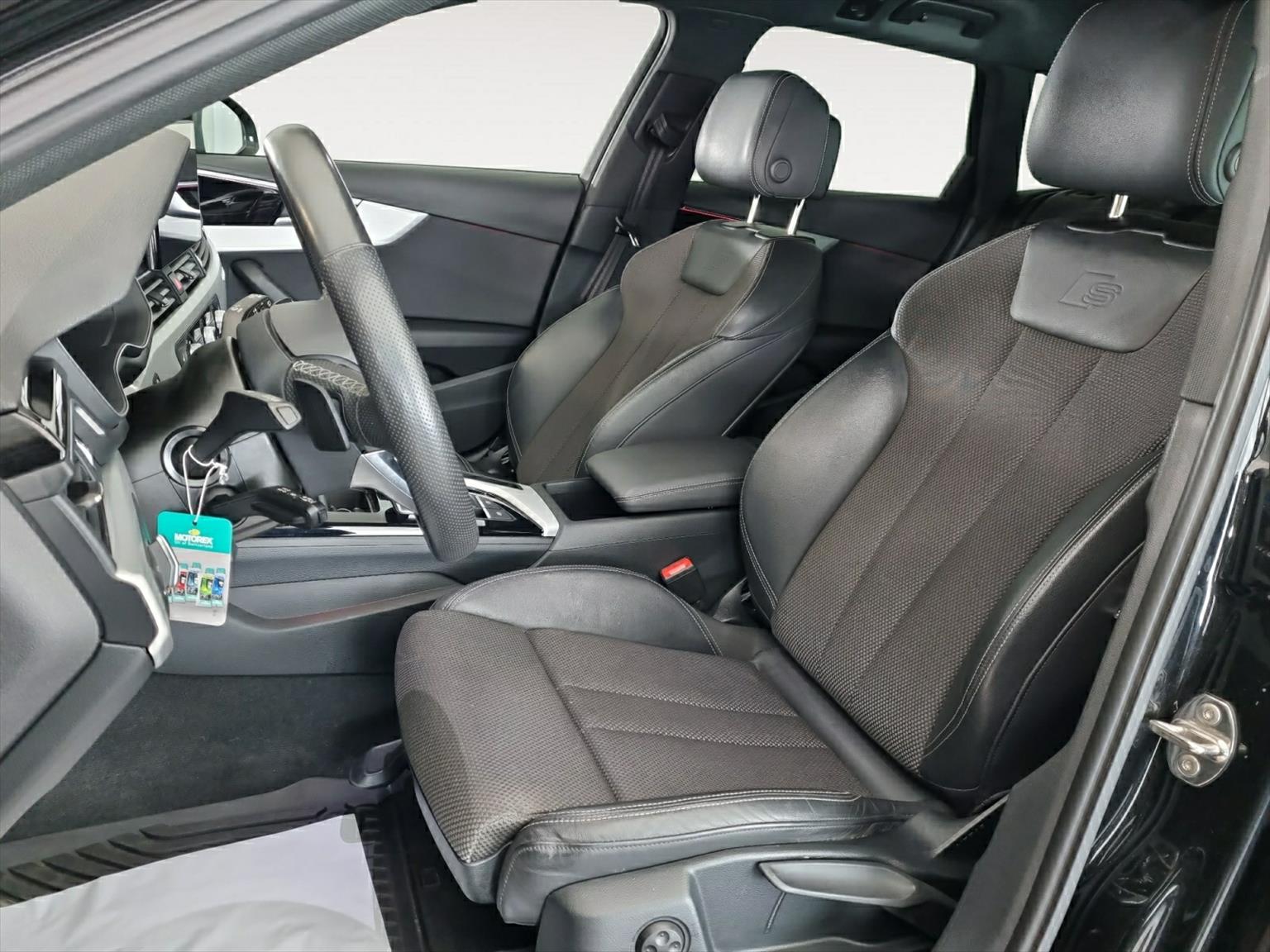 AUDI A4 Avant S line 40 TDI quattro S tronic-image-4