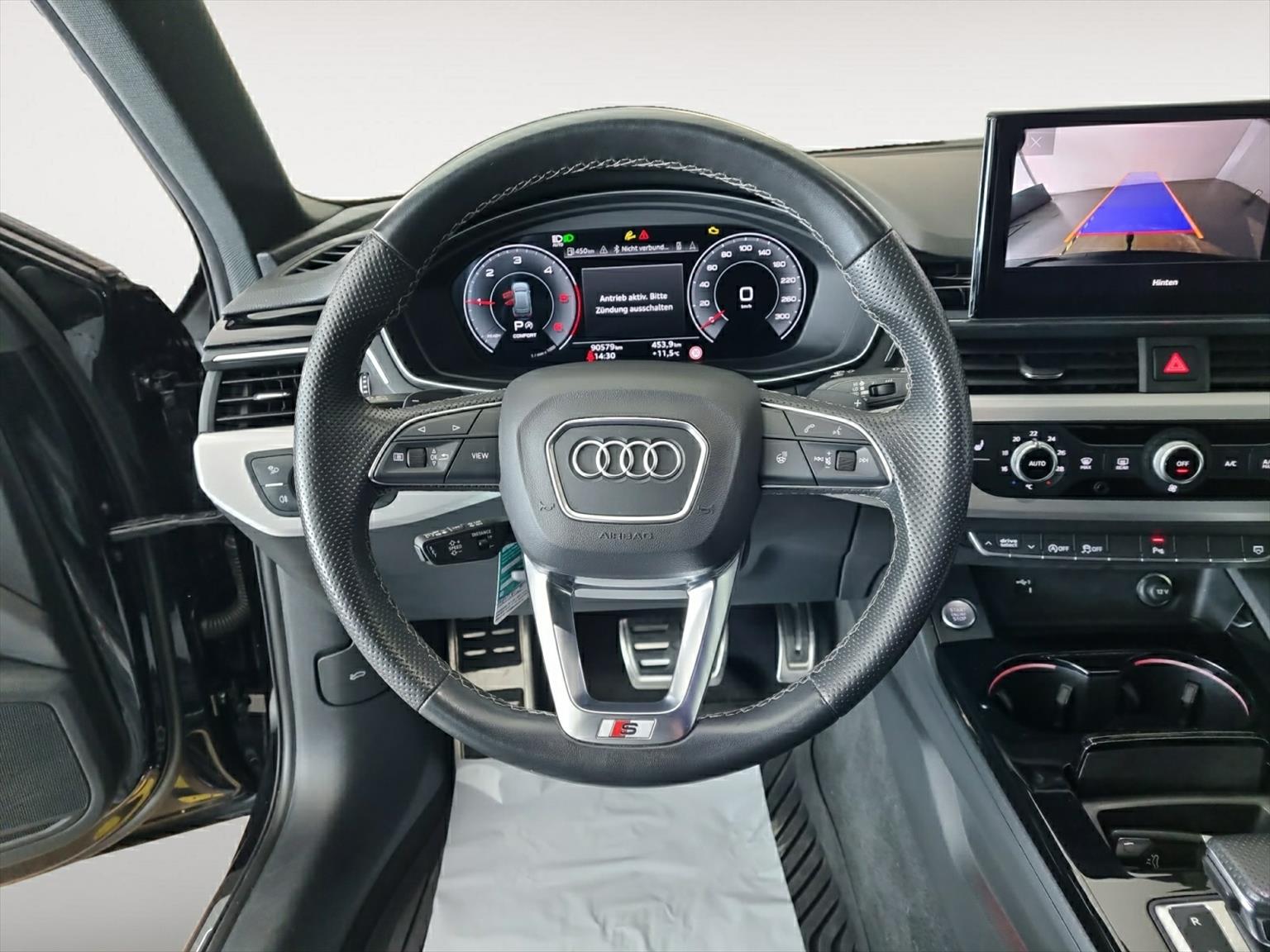 AUDI A4 Avant S line 40 TDI quattro S tronic-image-6