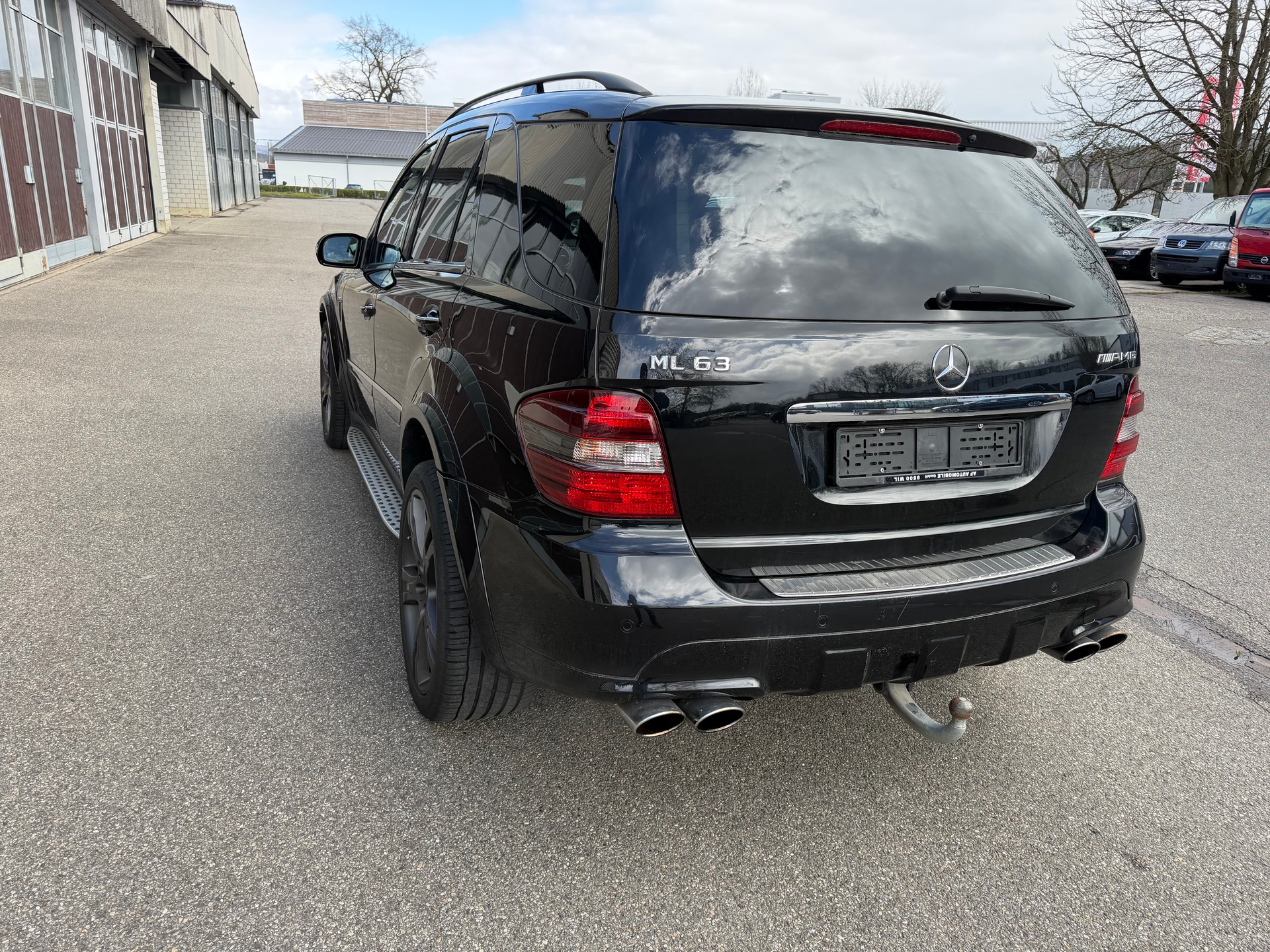 MERCEDES-BENZ ML 63 AMG 4Matic 7G-Tronic-image-5