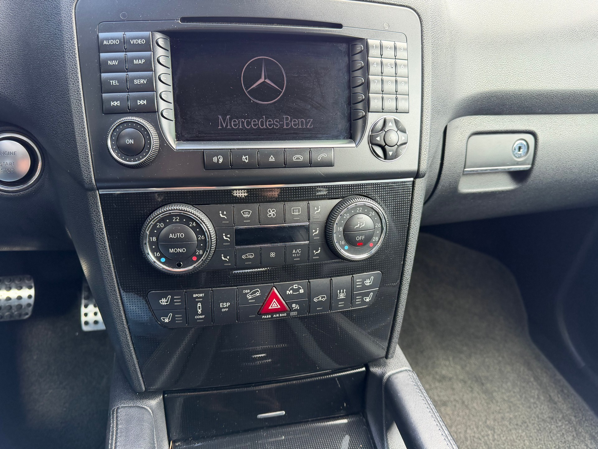 MERCEDES-BENZ ML 63 AMG 4Matic 7G-Tronic-image-8