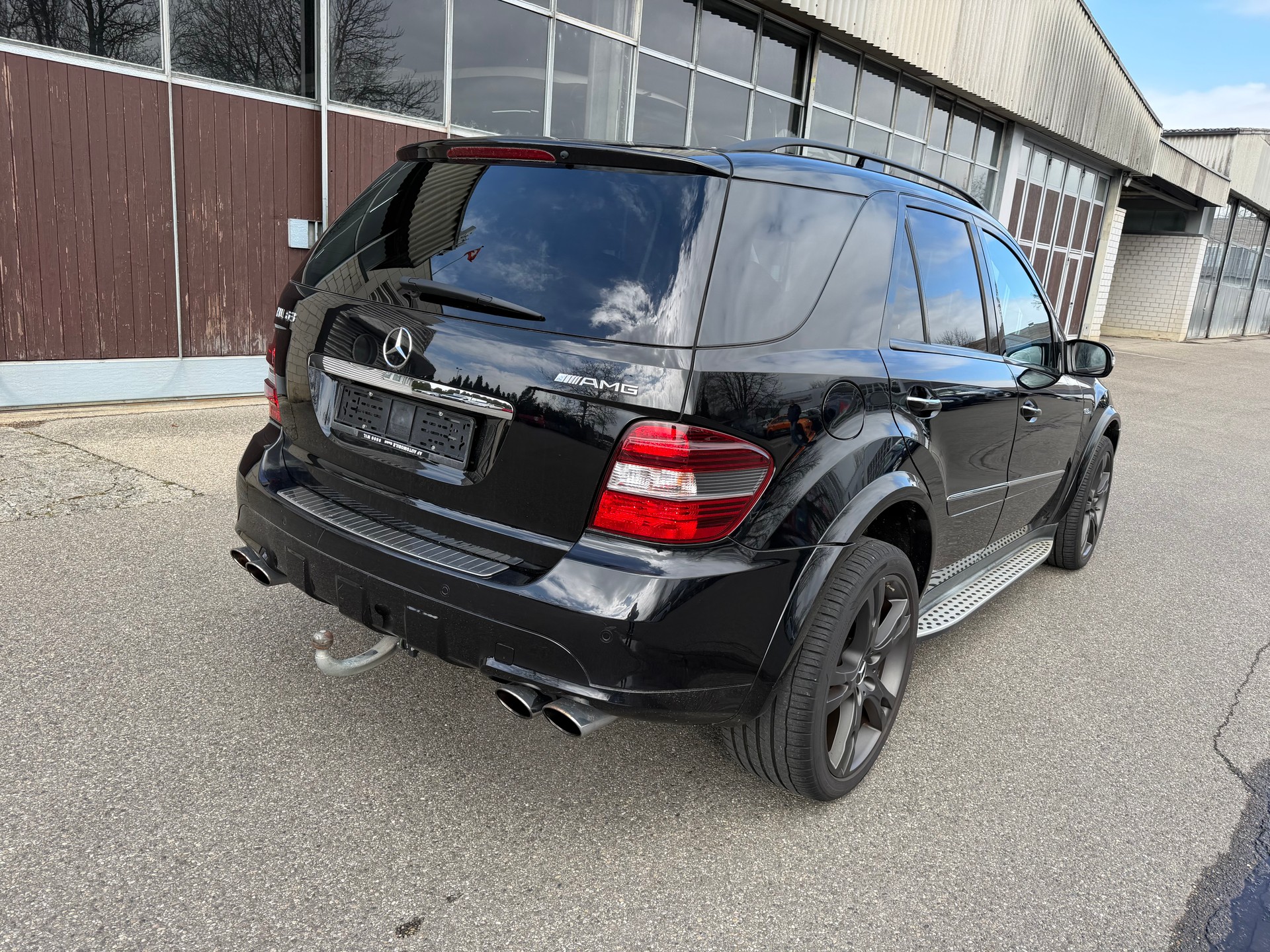 MERCEDES-BENZ ML 63 AMG 4Matic 7G-Tronic-image-3