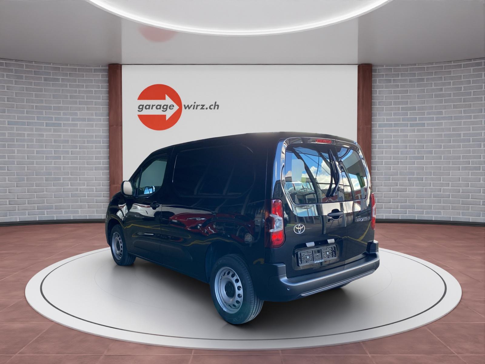 TOYOTA PROACE CITY Van L1 1.2 Active-image-2