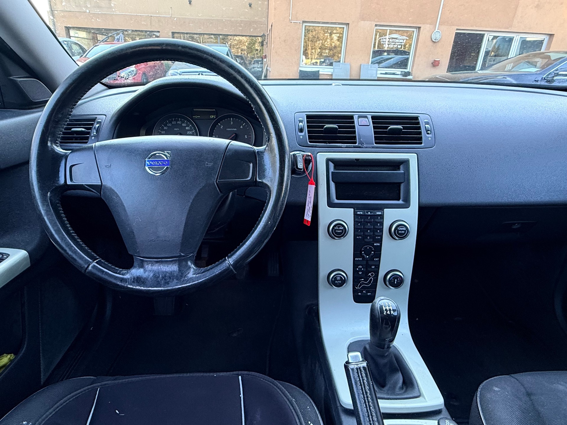VOLVO V50 1.6D Summum-image-9