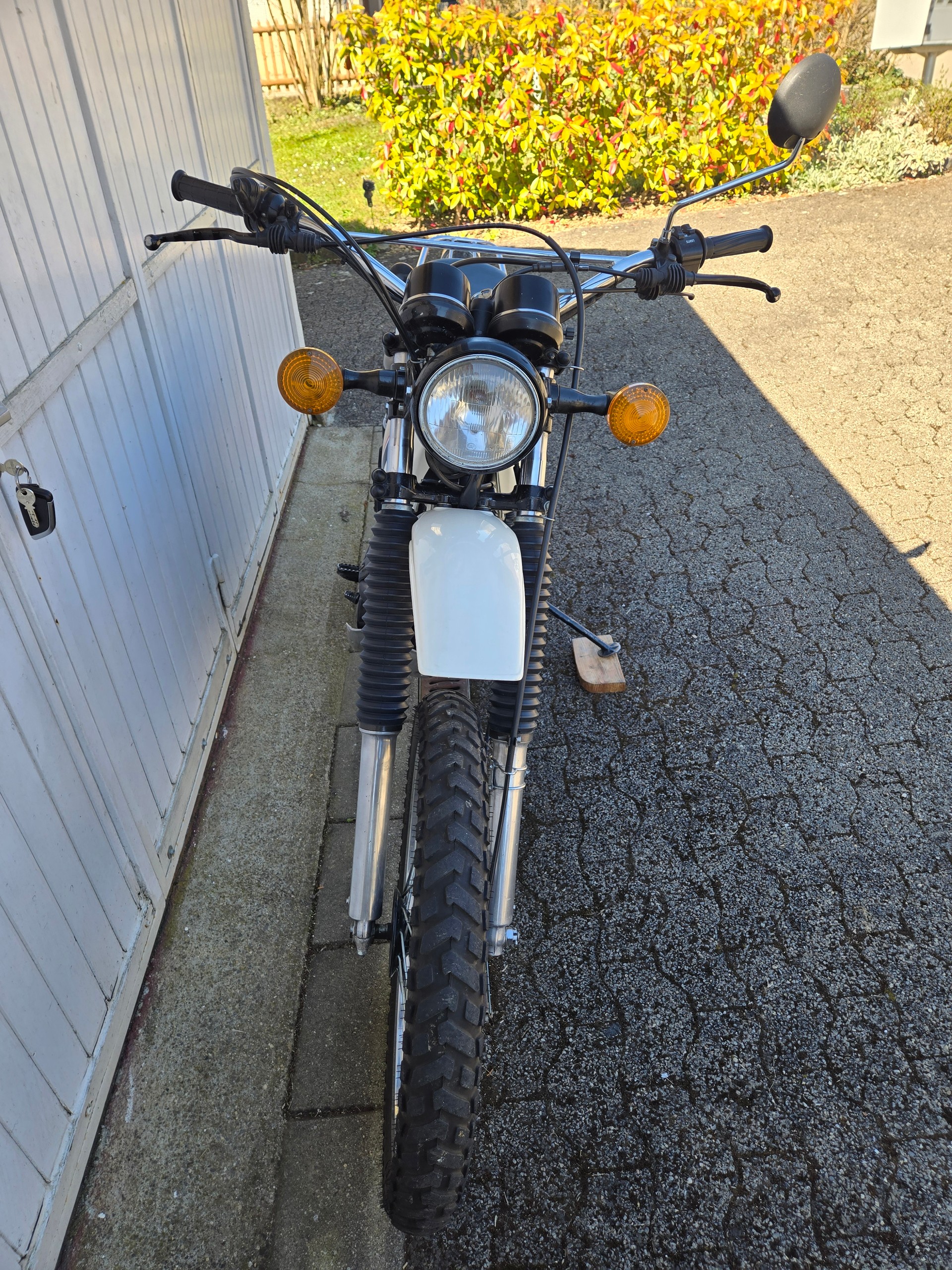 YAMAHA XT 500 1U6-image-4