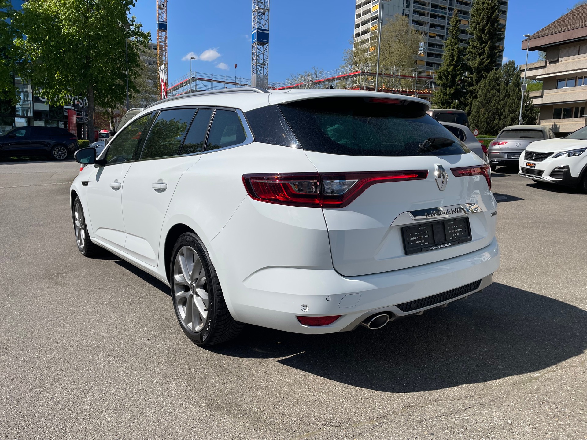 RENAULT Mégane Grandtour 1.5 dCi GT Line EDC-image-2