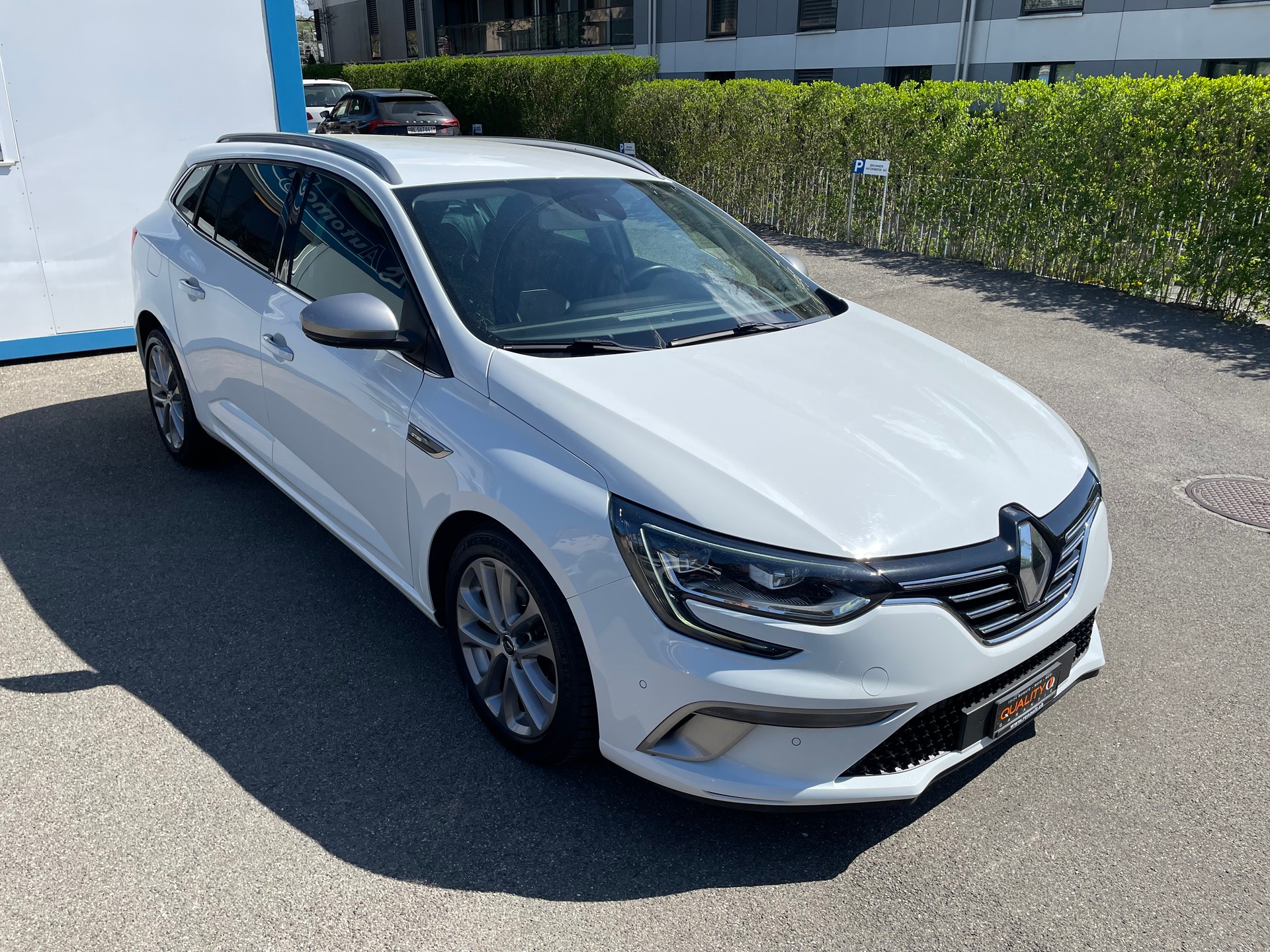 RENAULT Mégane Grandtour 1.5 dCi GT Line EDC-image-4