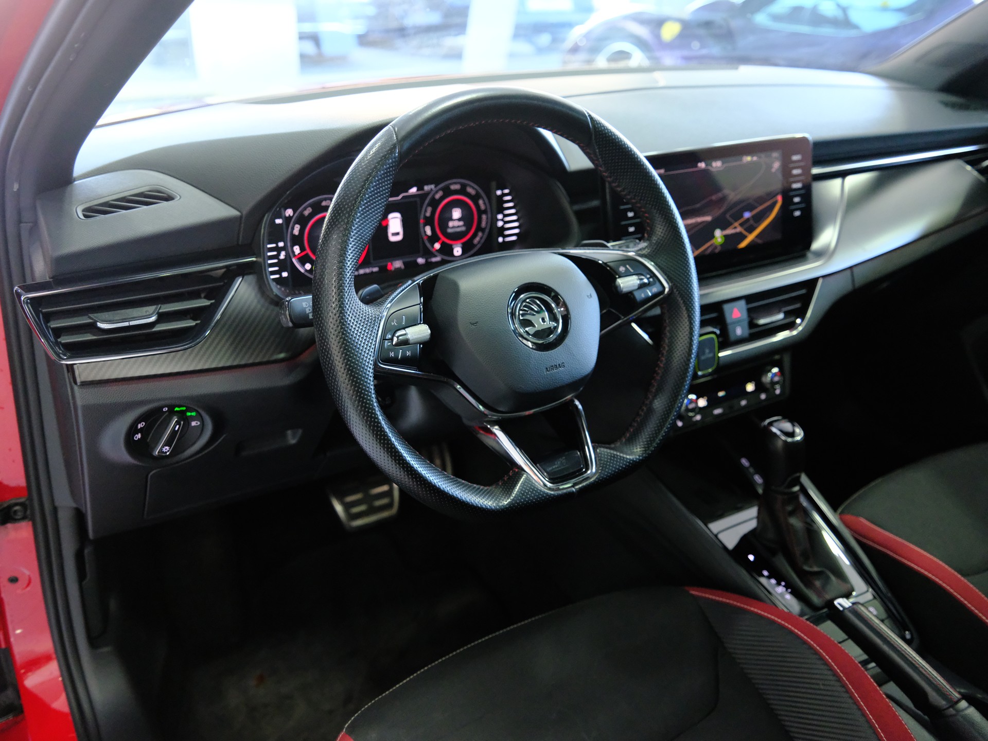 SKODA Scala 1.5 TSI ACT Monte Carlo DSG-image-8