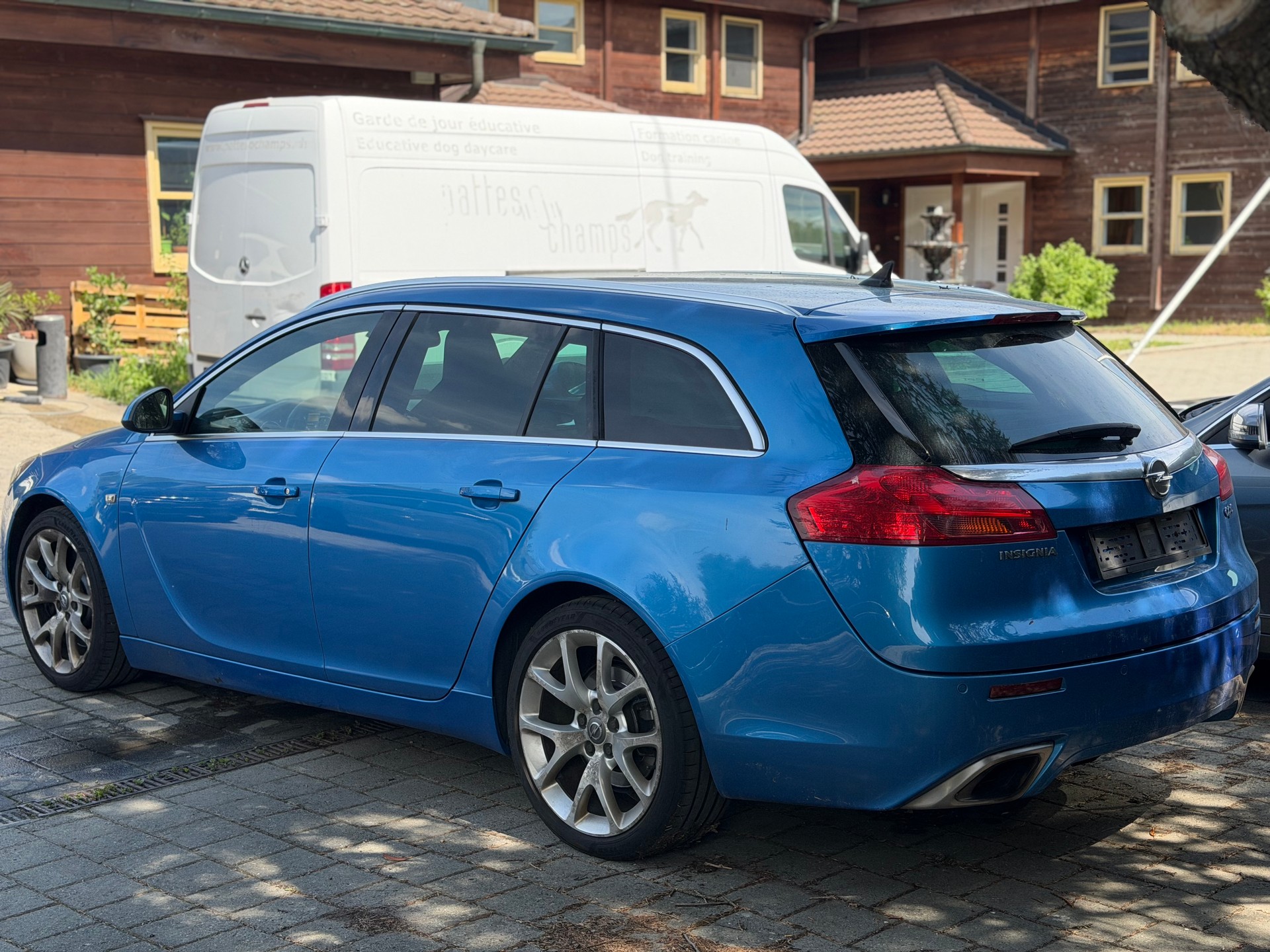 OPEL Insignia Sports Tourer 2.8 Turbo OPC 4WD Automatic-image-3
