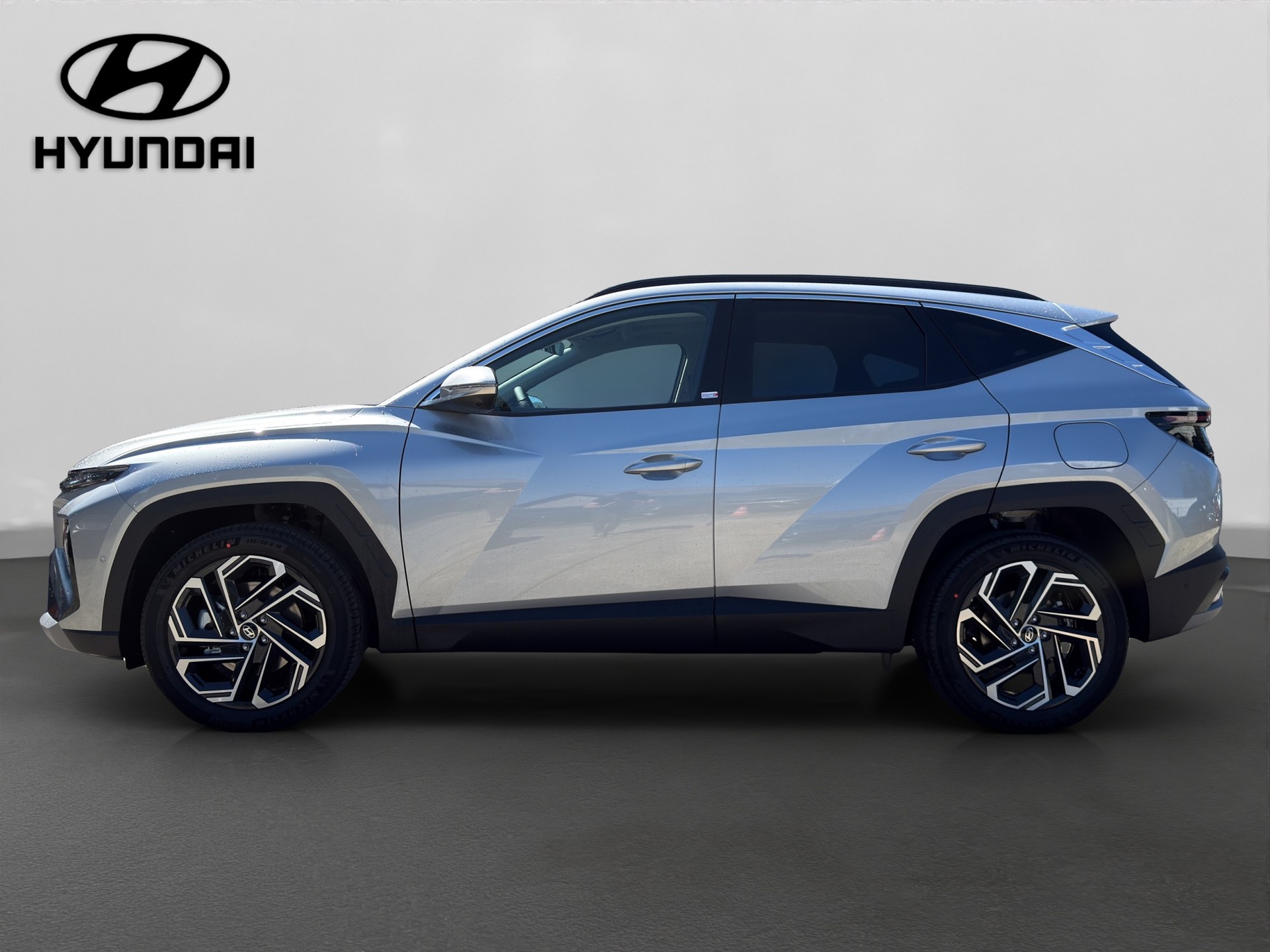HYUNDAI Tucson 1.6 TGDI HEV Swiss Edition 4WD-image-2
