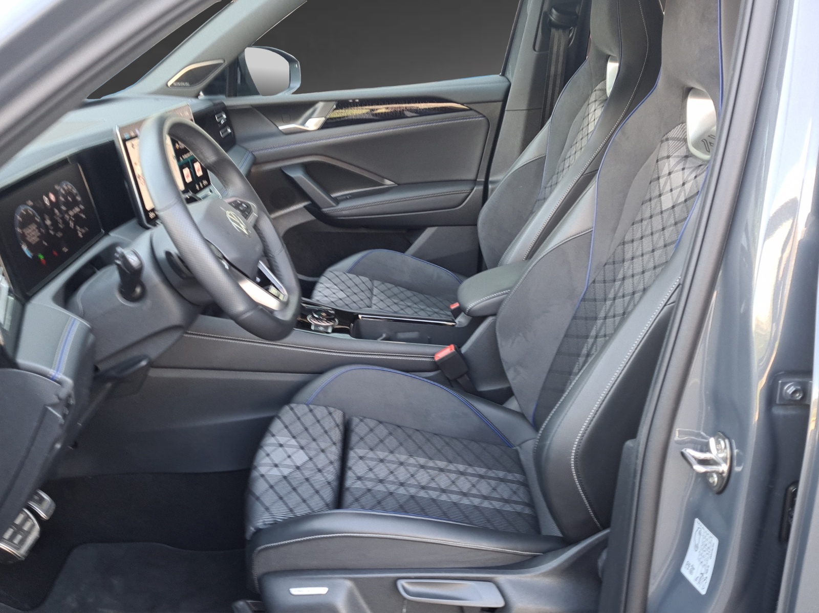 VW Tiguan 2.0 TSI DSG R-Line 4Motion-image-5