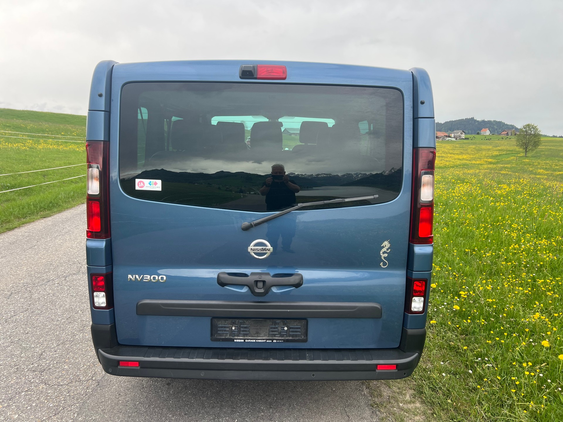 NISSAN NV300 dCi 145 2.7 L1H1 Comfort 9Pl.-image-3