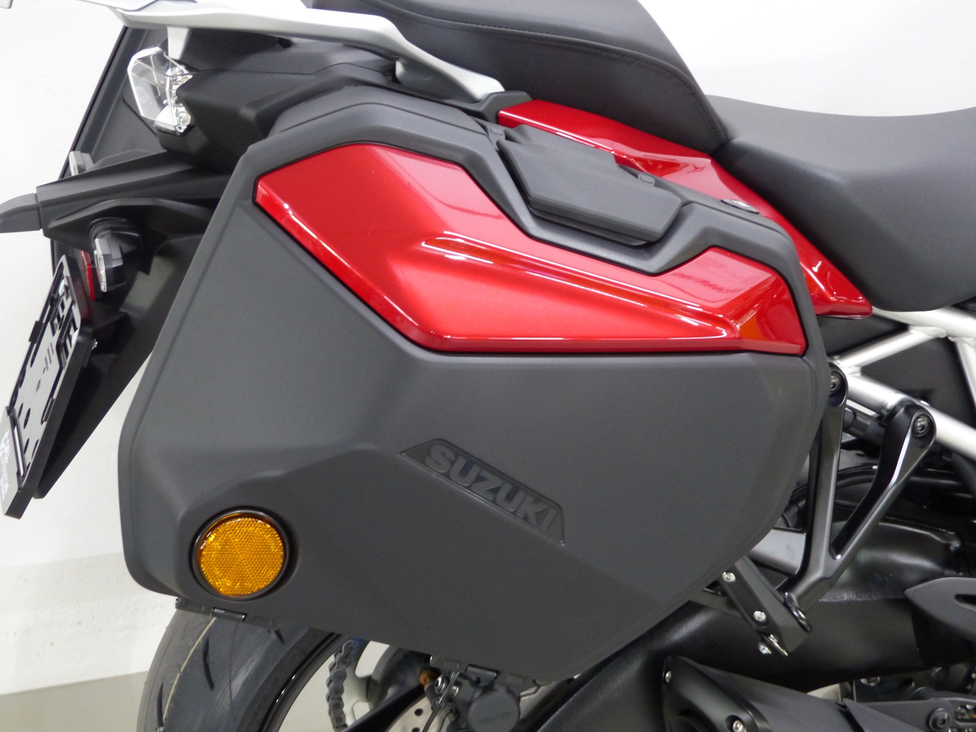 SUZUKI GSX-S 1000 GX ABS Travel-showroom-element-2