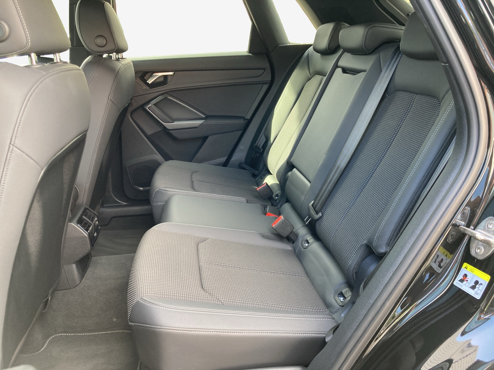 AUDI Q3 35 TFSI advanced Attraction S-tronic-image-11