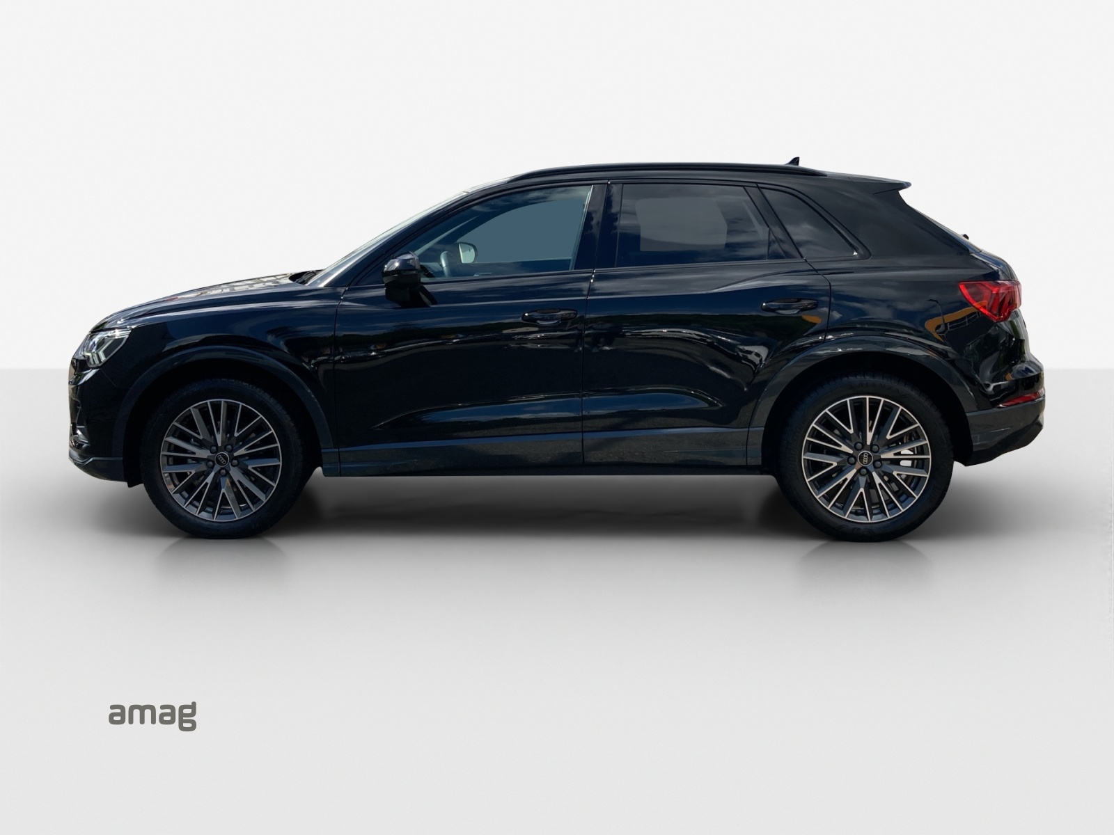 AUDI Q3 35 TFSI advanced Attraction S-tronic-image-1